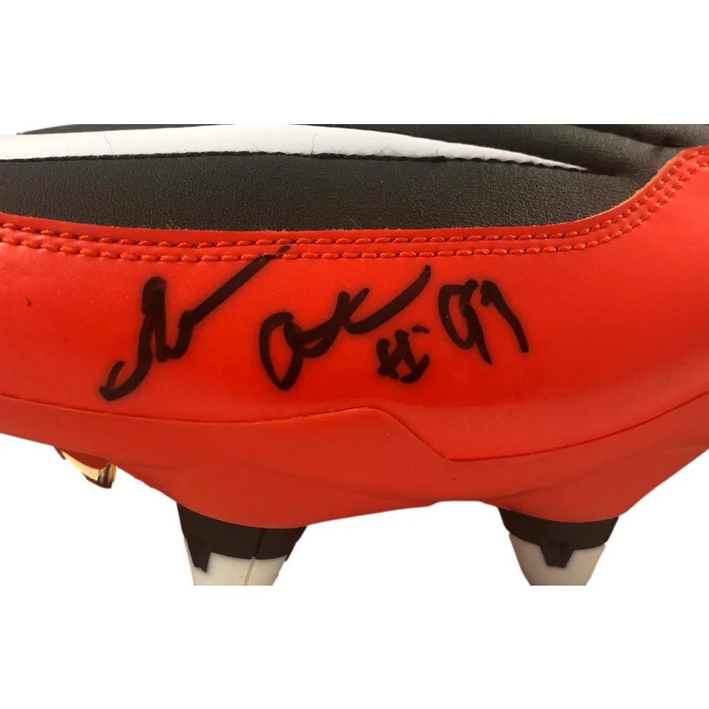 Geno Atkins Autographed Football Cleats - Cincinnati Bengals Signed Cleats with JSA COA - Perfect for NFL Memorabilia Collectors and Bengals Fans Display