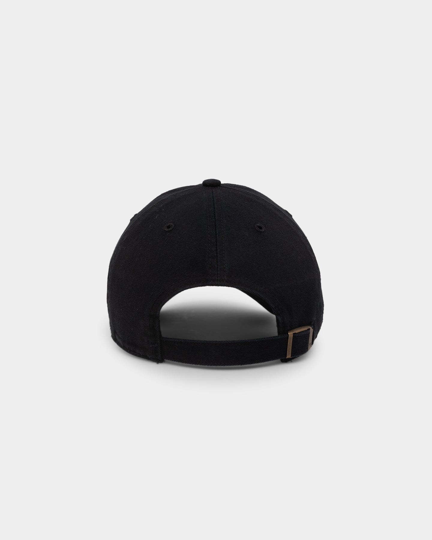 47 Brand Flat 47 Clean Up Strapback Black Hat - Adjustable Snapback Cap for Men & Women - Perfect for Casual Wear, Street Style & Outdoor Activities