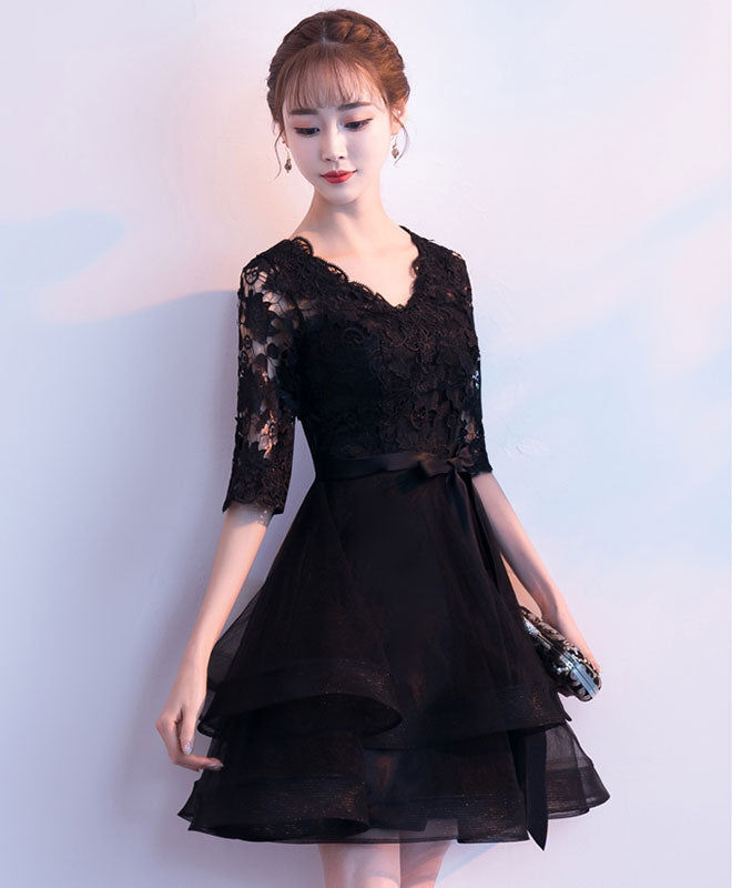 Elegant Black V-Neck Lace Tulle Short Prom Dress for Homecoming, Party & Special Occasions | Women's Formal Cocktail Dress for Dances & Evening Events