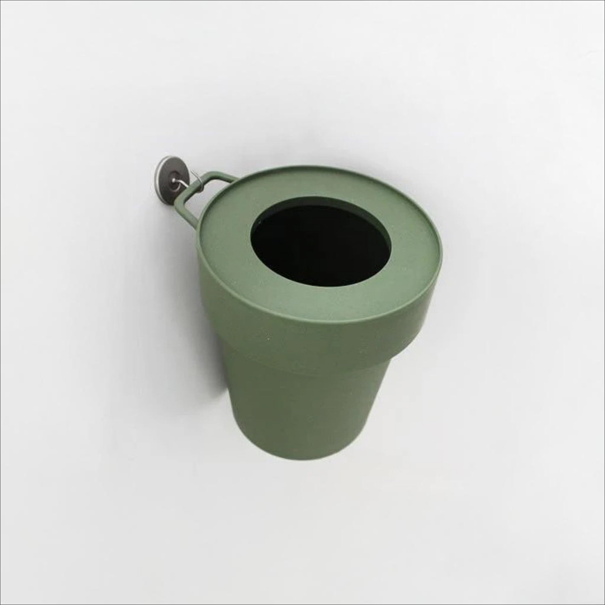 HACHIMAN KASEI 5L Small Kitchen Trash Can with Lid - Khaki Color, Space-Saving Waste Bin for Bathroom, Office, or Bedroom