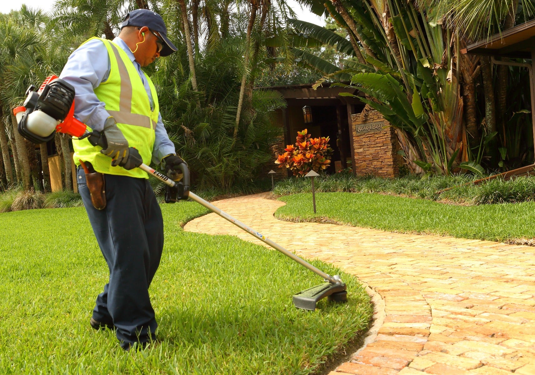 ECHO SRM 2620T Pro 25.4cc 2-Stroke Gas Powered Commercial String Trimmer - Heavy Duty Weed Eater for Professional Landscaping & Lawn Care