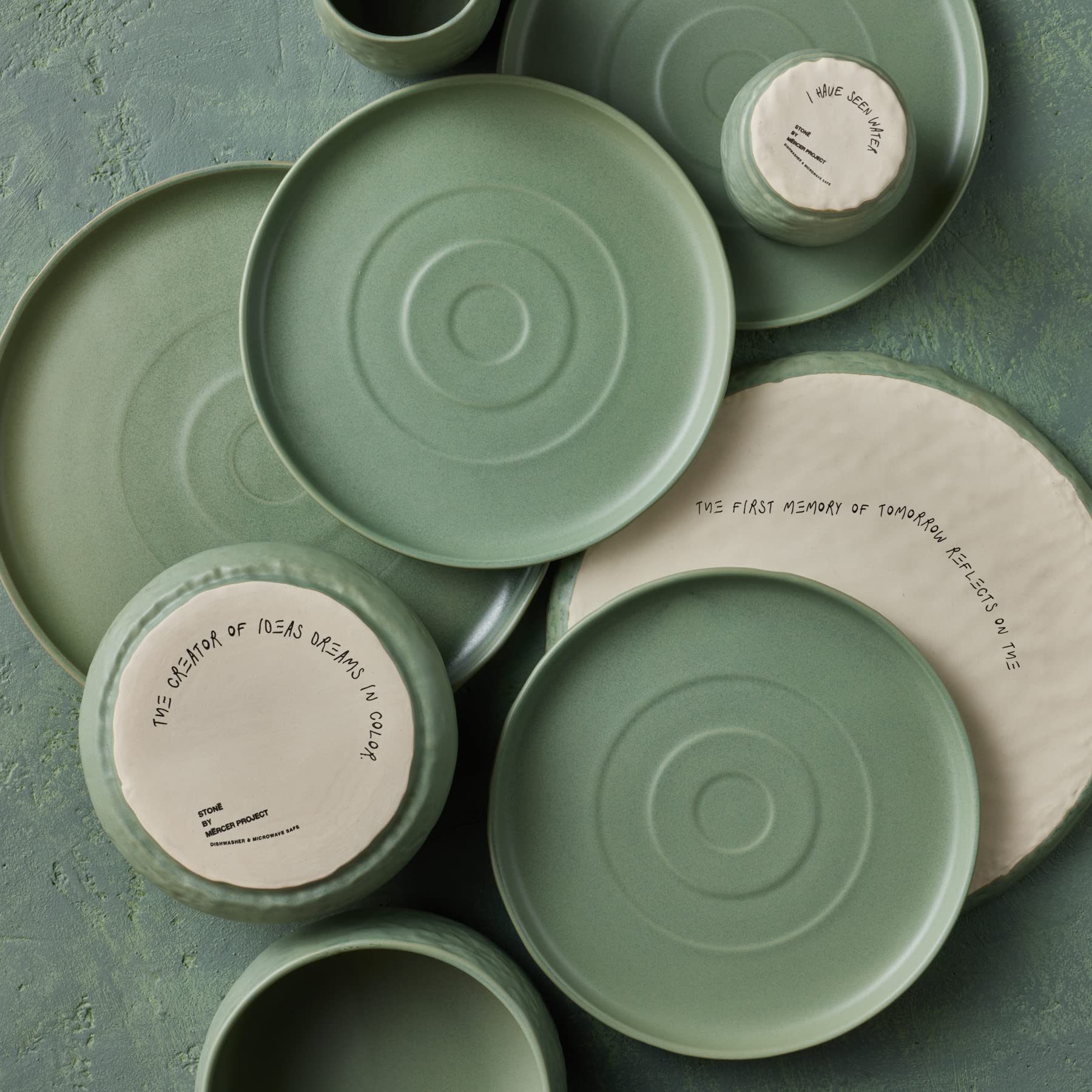 Mercer Project SHOSAI 16-Piece Stoneware Dinnerware Set - Modern Plates & Bowls Set for 4, Sage Green - Elegant Tableware for Everyday Dining, Dinner Parties & Home Decor