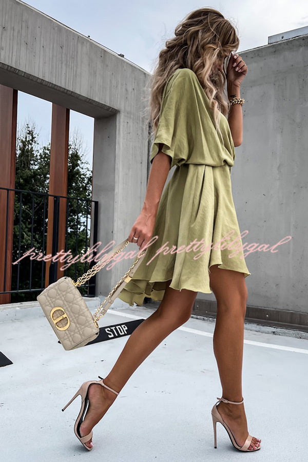Elegant Batwing Sleeve Satin Dress for Women - Chic Party & Evening Gown - Perfect for Weddings, Cocktail Parties, and Special Occasions