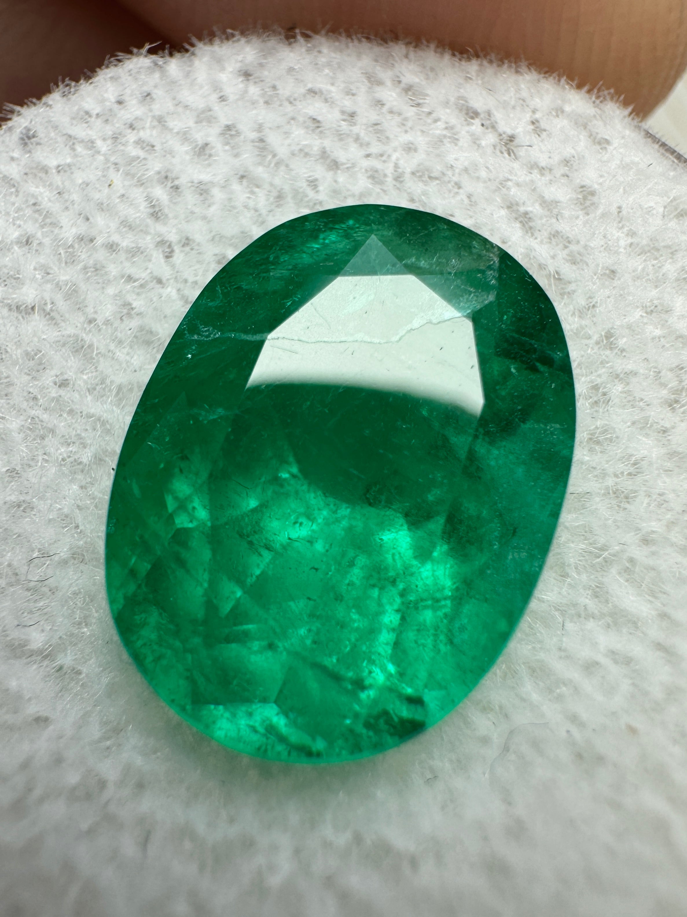 5.07 Carat Certified 13x10mm Vivid Muzo Green Natural Loose Colombian Emerald Oval Cut Gemstone for Jewelry Making, Engagement Rings & Luxury Gifts