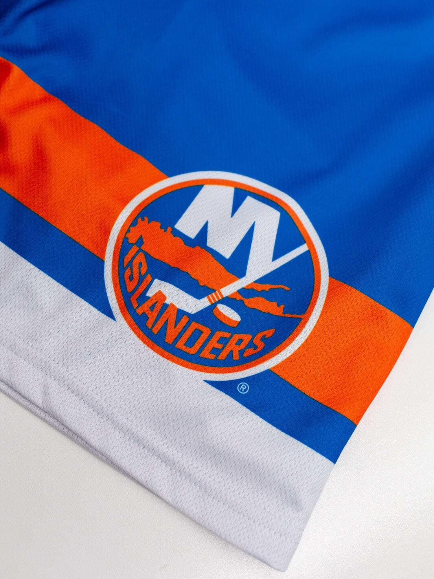 New York Islanders Mesh Hockey Shorts for Men - Breathable & Lightweight NHL Sports Apparel - Perfect for Hockey Games, Training & Casual Wear