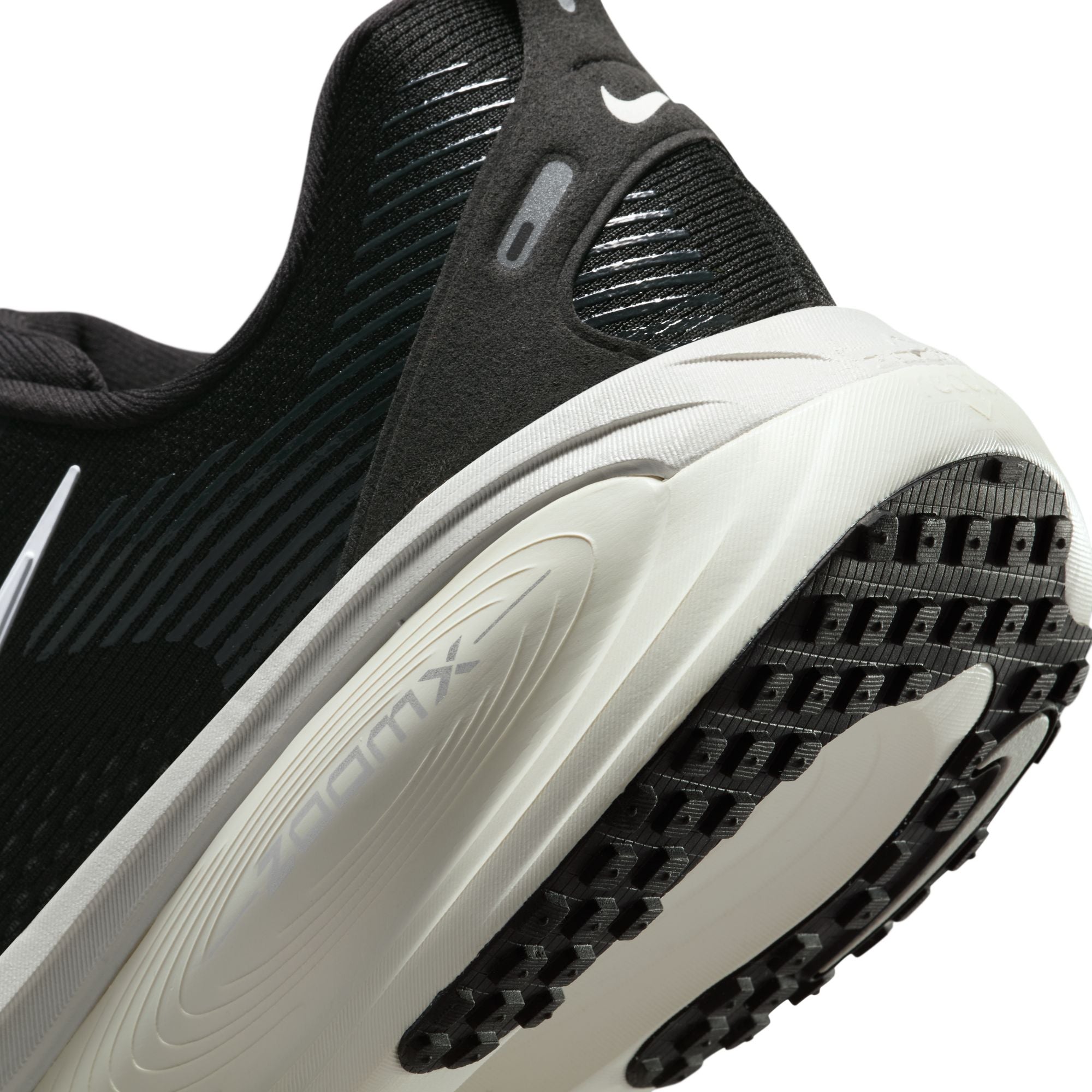 Nike Vomero 18 Men's Running Shoes - Lightweight Cushioned Sneakers for Jogging, Training & Gym Workouts | Perfect for Road Running & Daily Wear