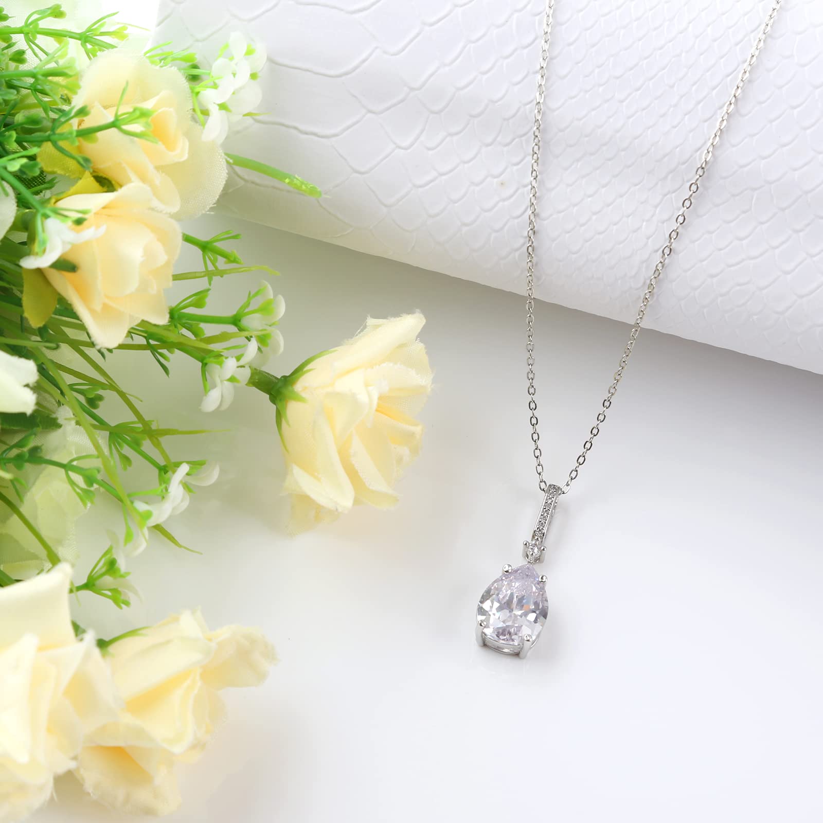 Elegant Water Drop Necklace - 925 Sterling Silver Zircon Pendant Clavicle Chain for Women | Minimalist Dainty Jewelry Birthday Gift for Her | Perfect for Weddings, Parties & Everyday Wear