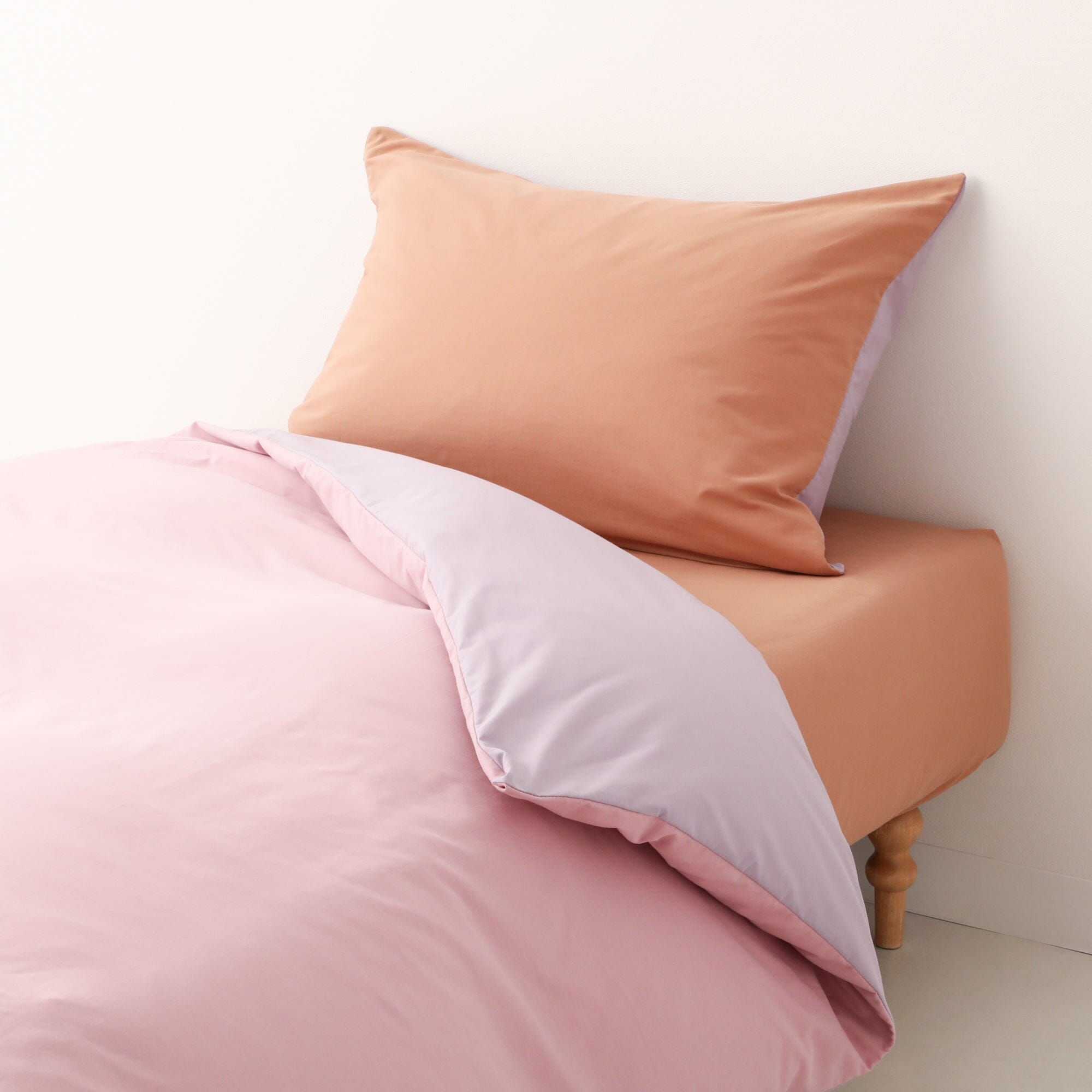 Vibrant Pink & Orange Single Bedding Cover Set - Soft & Comfortable Duvet Cover for Kids, Teens & Adults - Perfect for Bedrooms, Dorms & Guest Rooms