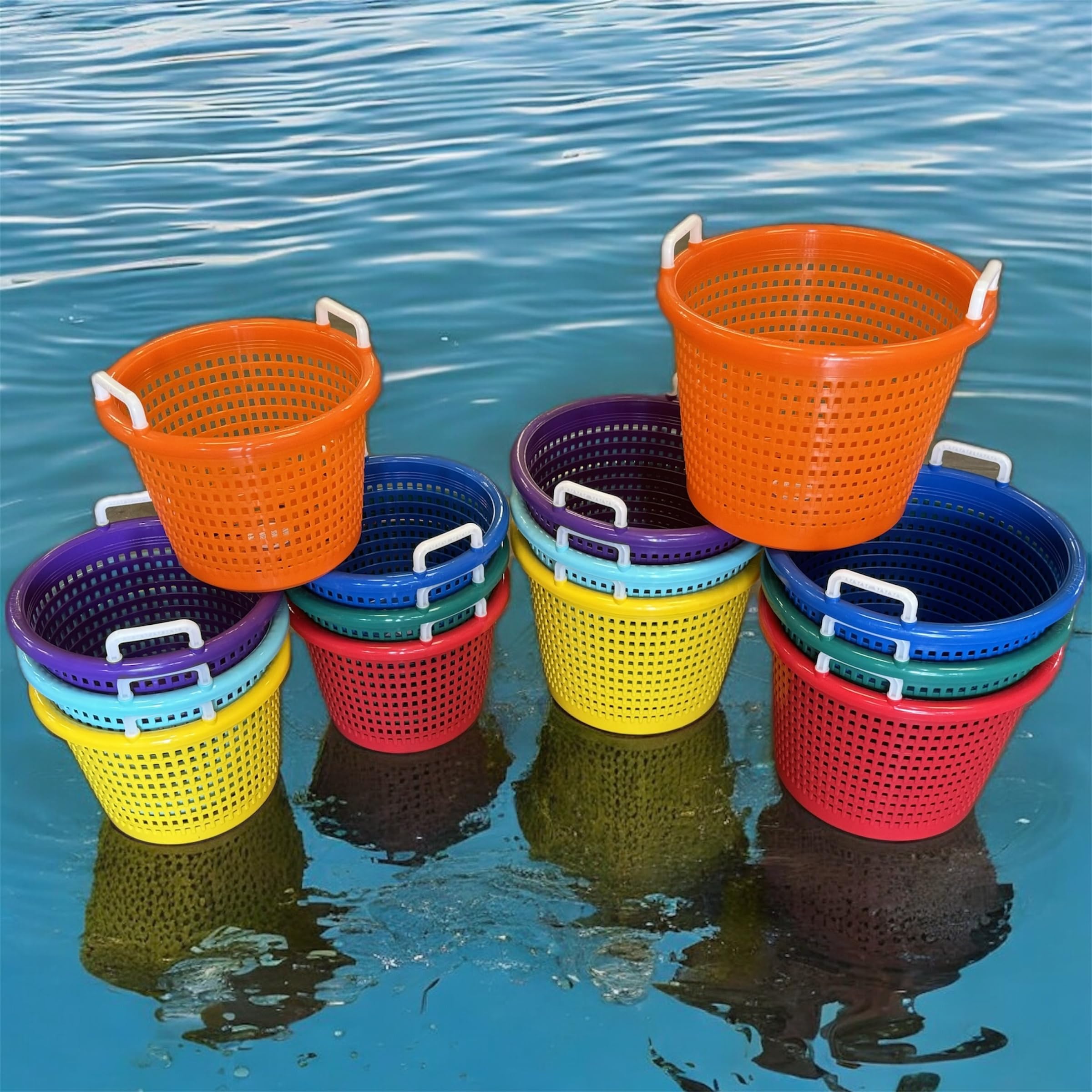 LEE FISHER SPORTS Heavy Duty All-Purpose Basket - 40 lbs Capacity Red Utility Basket for Fishing, Laundry, Storage | Commercial Grade Hot & Cold Resistant | Perfect for Marine, Home & Industrial Use