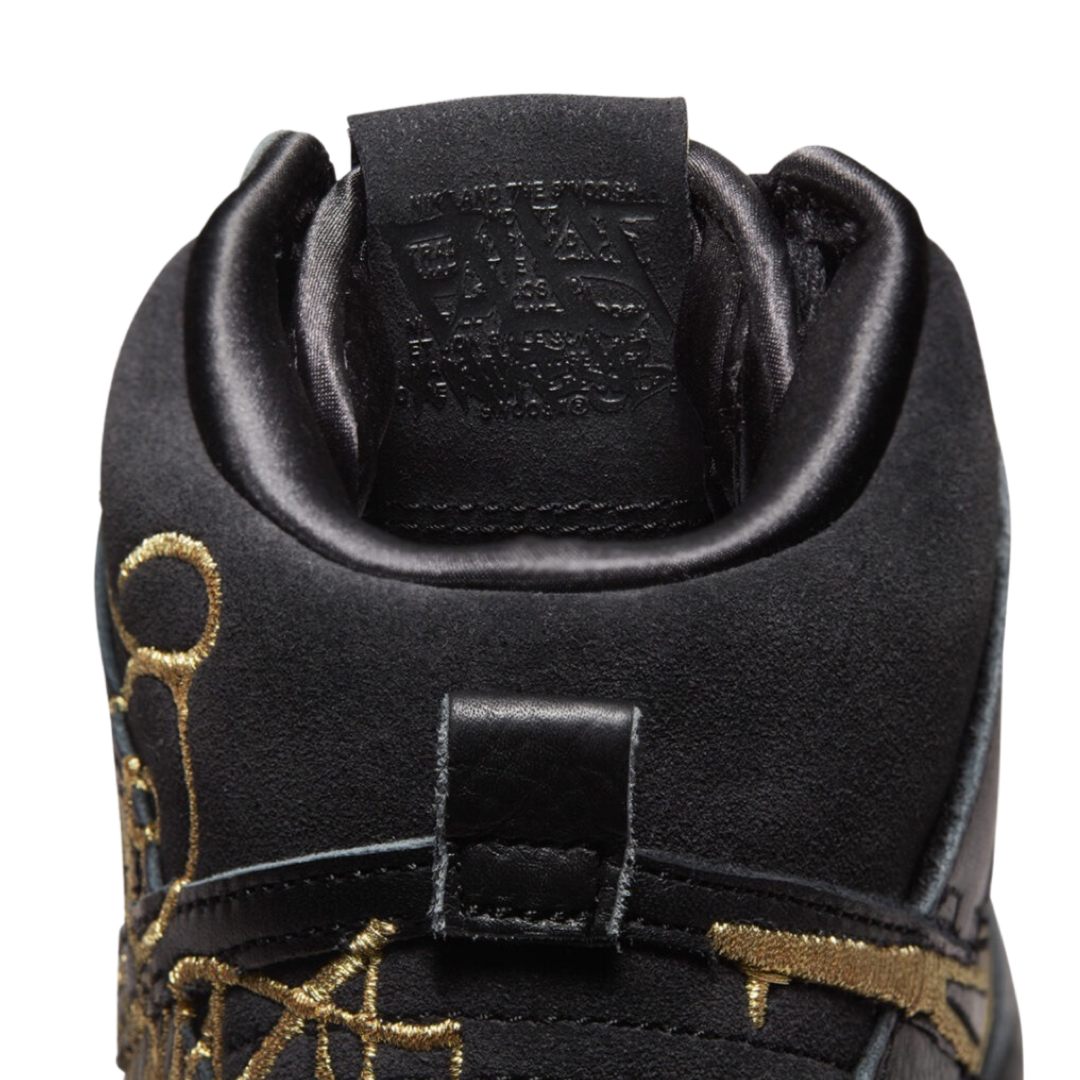 Nike SB Dunk Hi Sneakers - Black & Metallic Gold - Men's High-Top Skate Shoes for Streetwear & Skateboarding