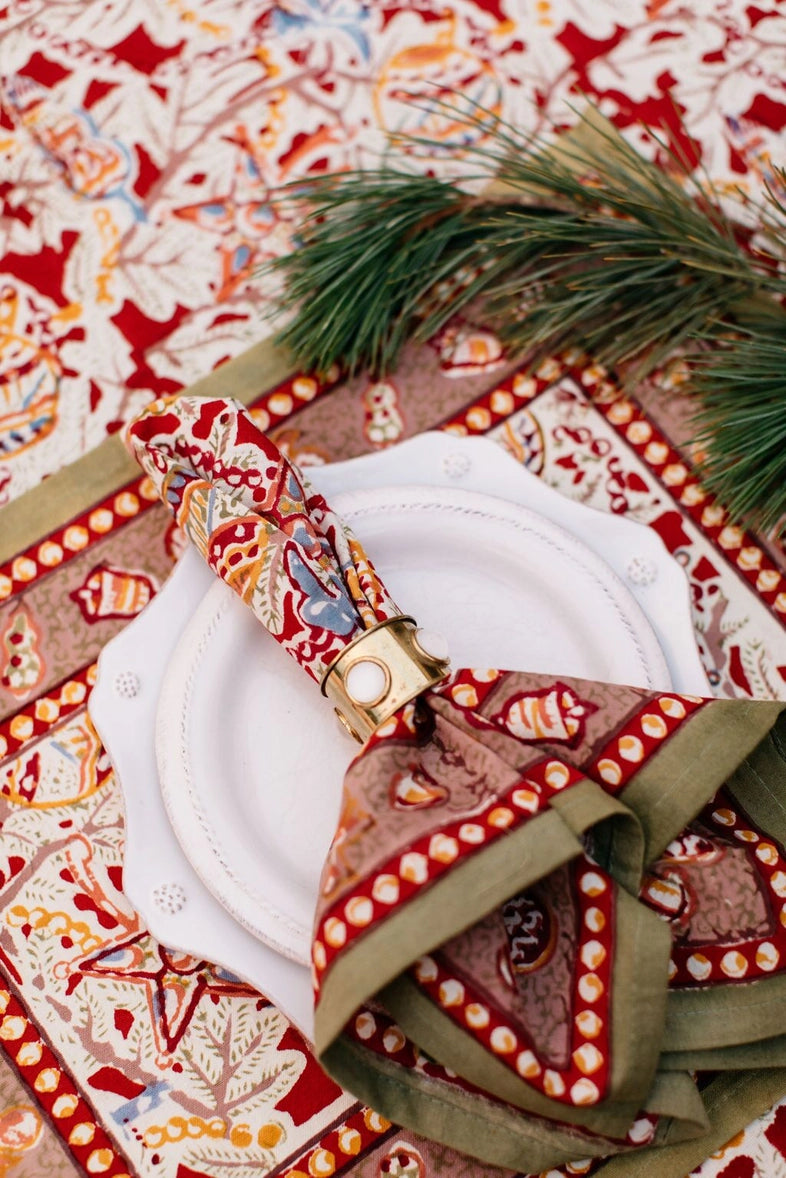 Premium Noel Red and Green Napkins - 20 Pack Holiday Christmas Dinner Party Decorations - Perfect for Festive Gatherings, Family Dinners & Seasonal Celebrations