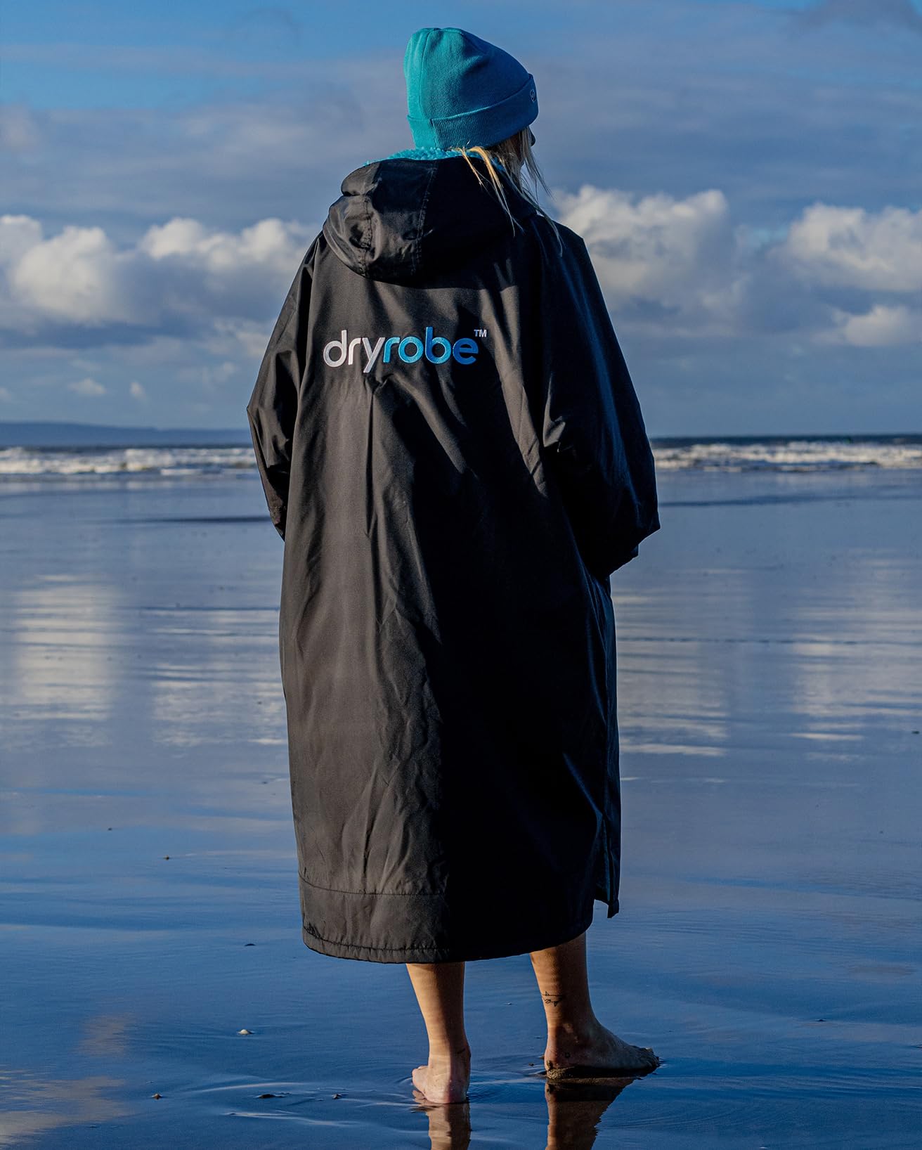 Dryrobe Advance Long Sleeve Waterproof Changing Robe for Outdoor Activities - Beach, Surfing, Camping & Sports Changing
