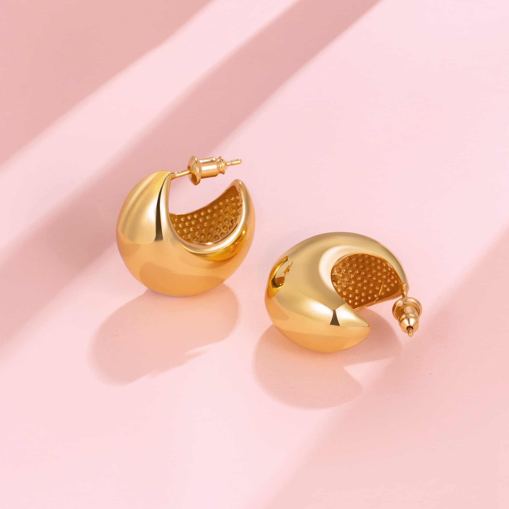 Chunky Gold Hoop Earrings for Women - Lightweight 18K Real Gold Plated Drop Hoops, Hypoallergenic Trendy Jewelry - Perfect for Everyday Wear, Parties & Gifts