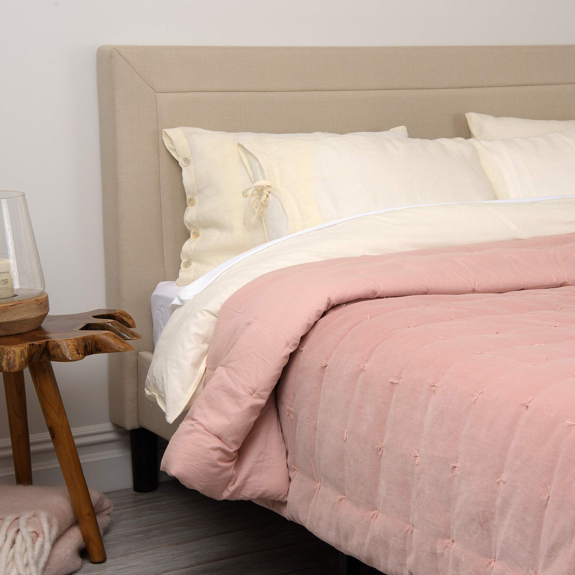 Premium Velvet & Cotton Tasseled Quilt - King Size Pink Bedding (108
