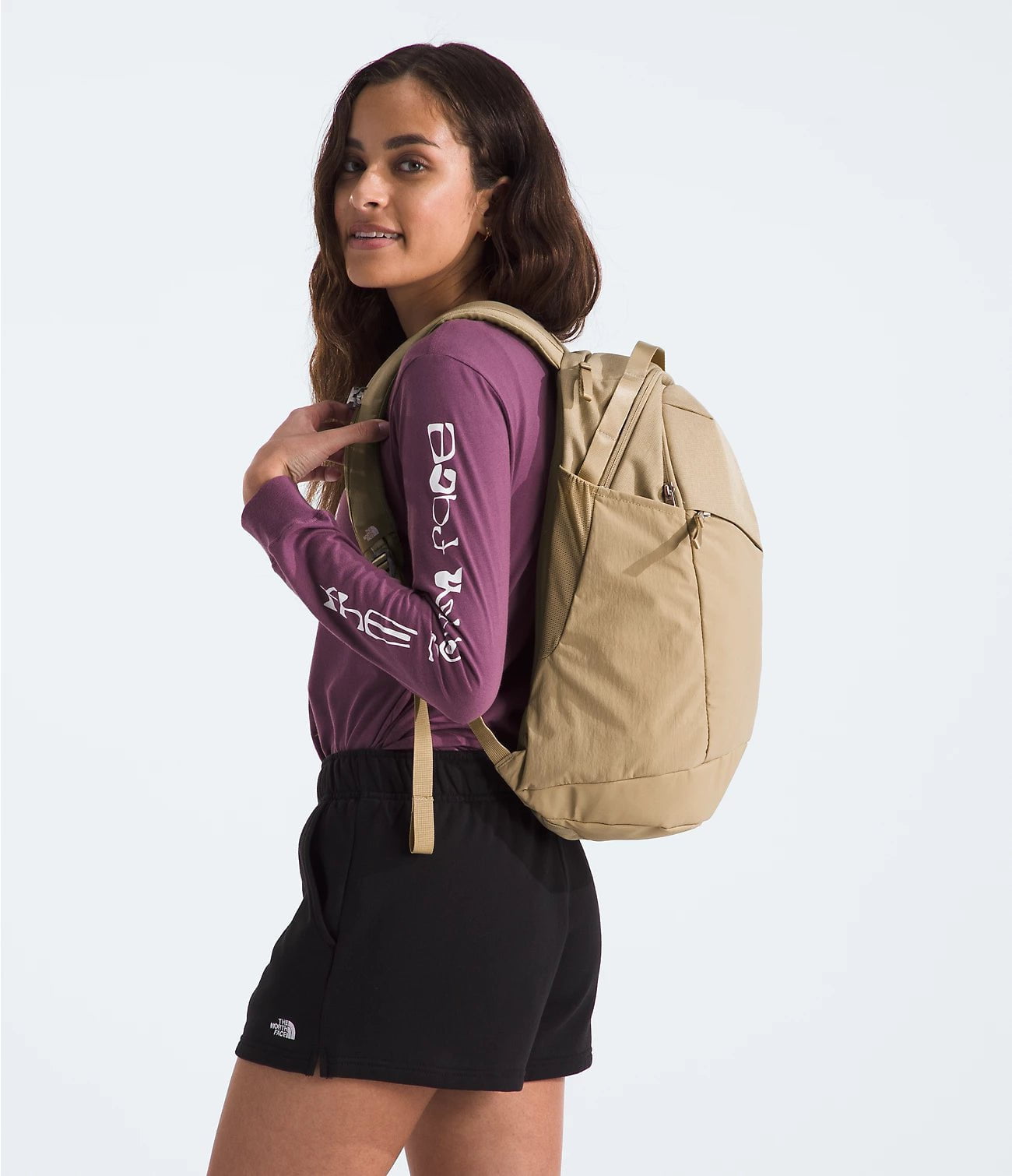 The North Face Women’s Isabella Backpack 3.0 - Lightweight Hiking Daypack with Laptop Sleeve | Perfect for School, Travel & Outdoor Adventures
