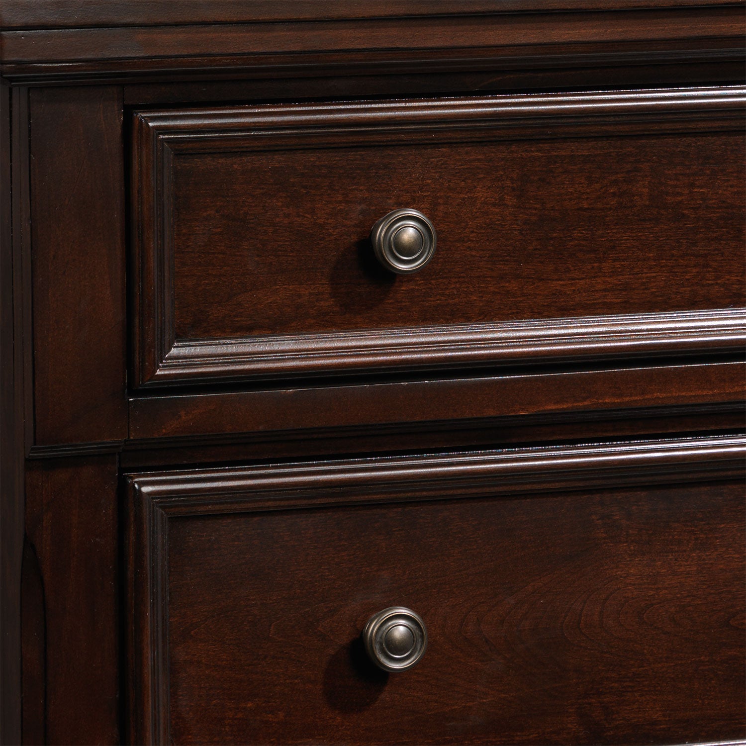 5-Drawer Chester Chest in Cherry Finish - Stylish Storage Solution for Bedroom, Living Room, or Office Organization