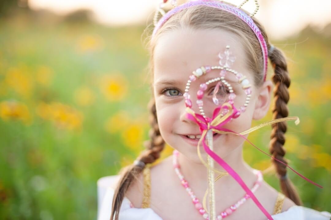 Sparkling Fairy Princess Tiara for Girls - Elegant Birthday Party Crown, Dress Up & Photo Prop - Perfect for Halloween, Cosplay & Pageants
