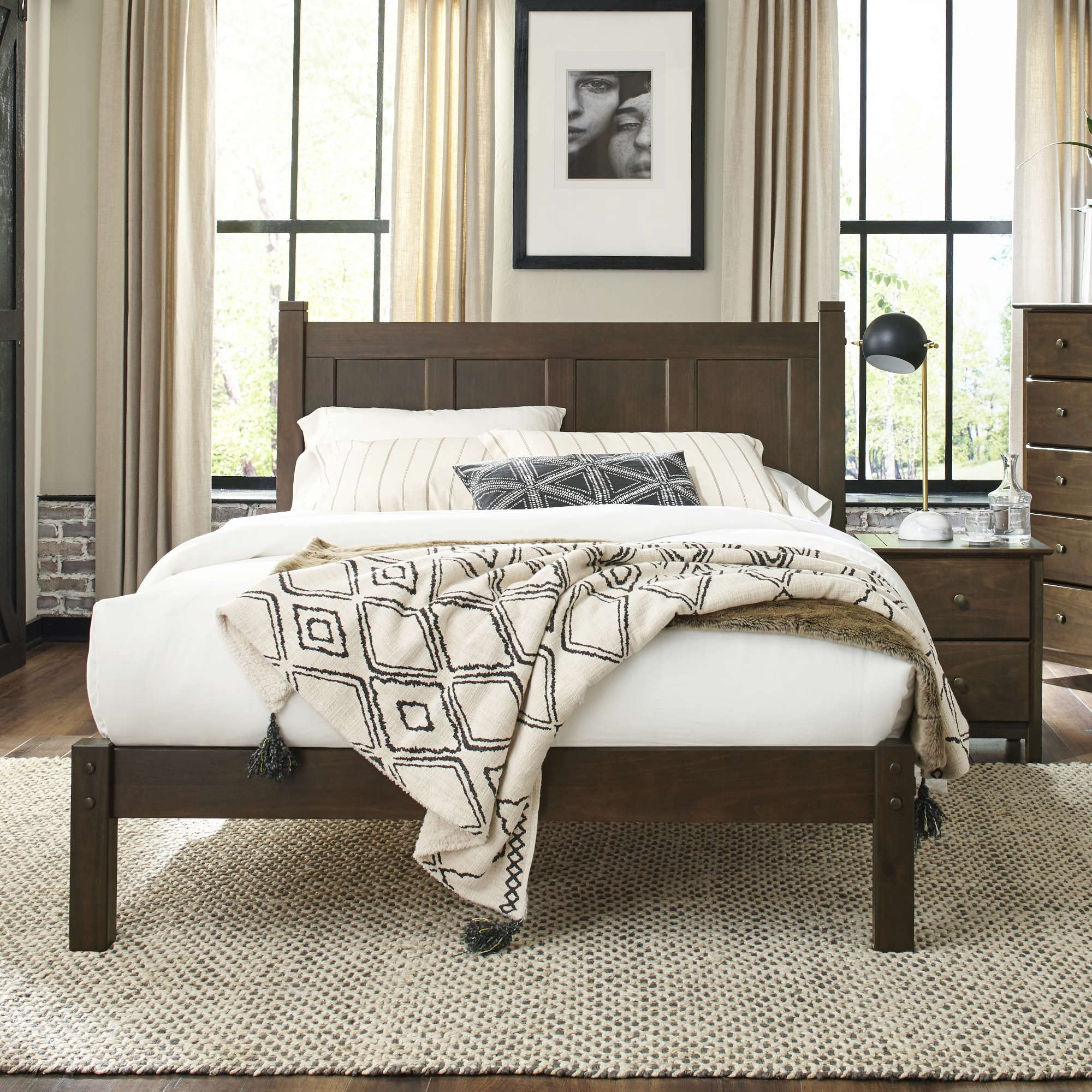 Shaker Style Solid Wood Platform Bed - Queen Size in Espresso Finish | Grain Wood Furniture for Bedroom | Durable & Stylish Modern Bed Frame
