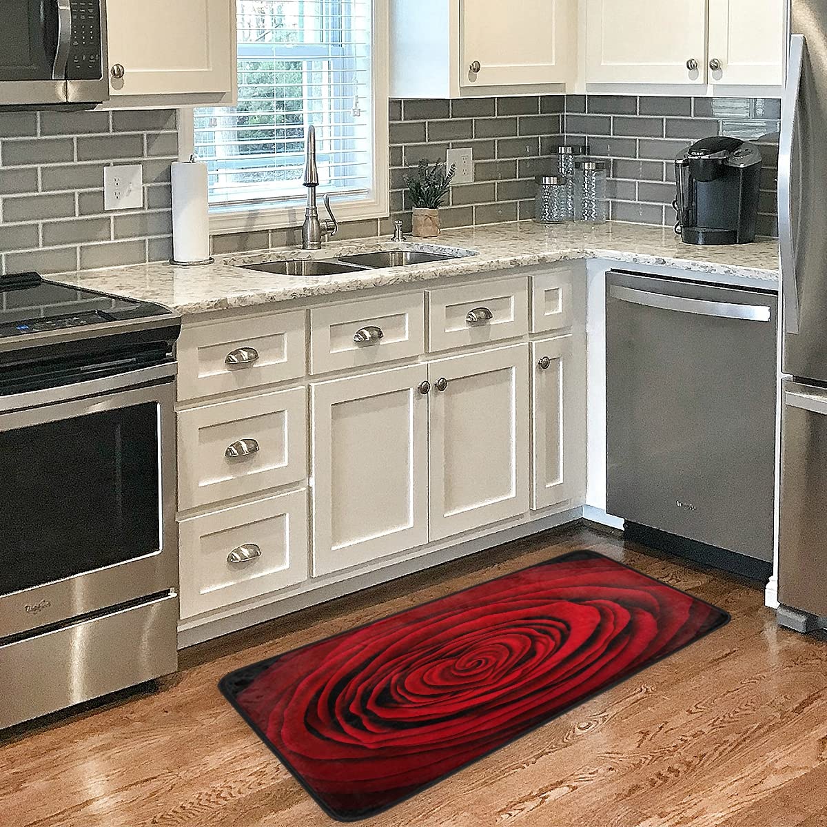 Non-Slip Kitchen Rugs with Rose Red Flower Design - Soft Washable Bath Mat & Runner for Home Decor, 39