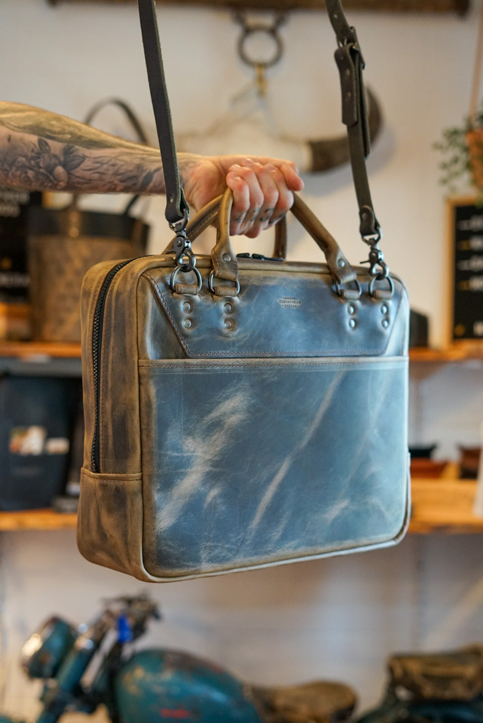 Premium Leather Business Bag for Men & Women - Hillbilly Sepia Brown - Professional Work Tote for Office, Travel & Commuting