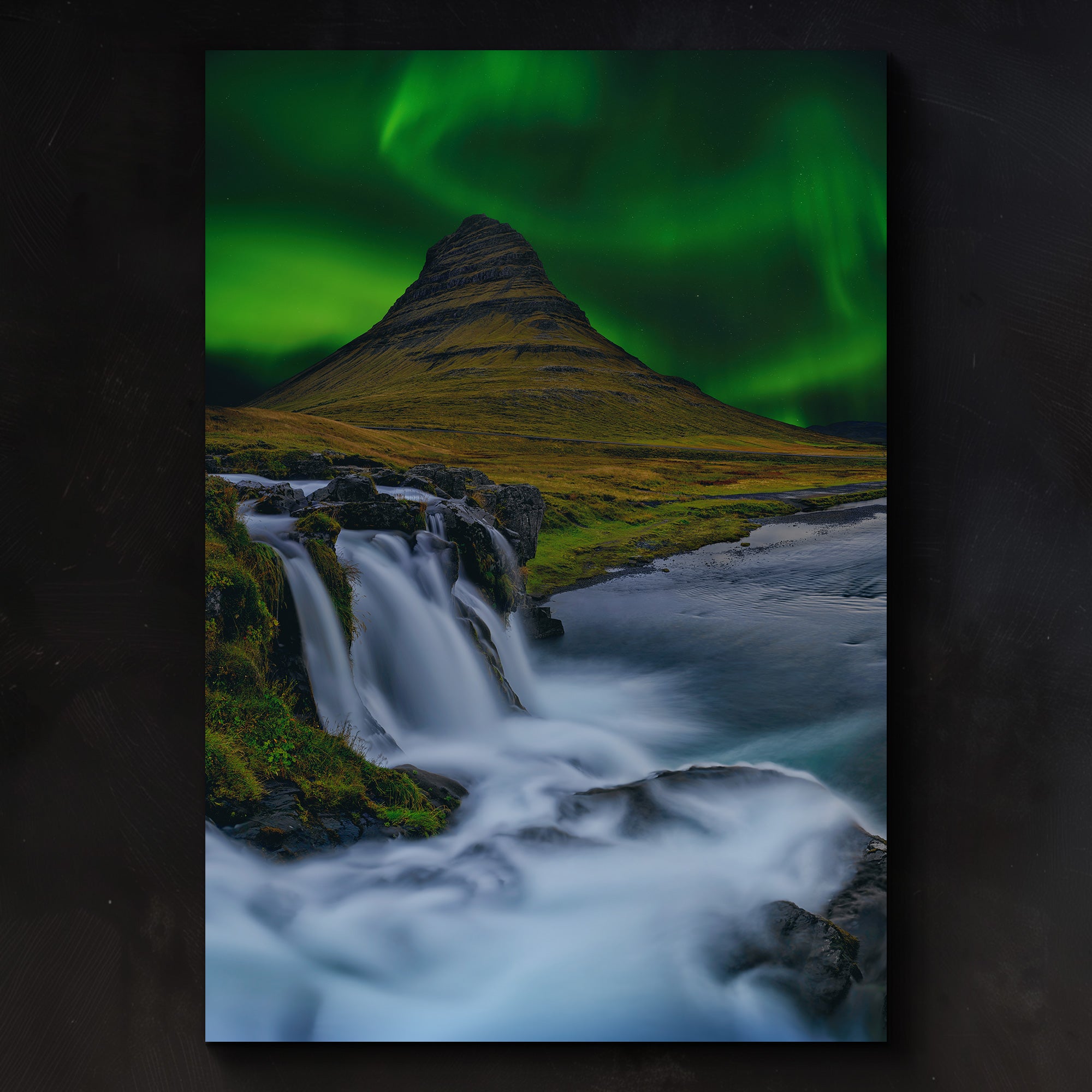 Aurora Nights - Stunning Northern Lights Projector for Bedroom & Relaxation | Perfect for Meditation, Sleep Aid, and Home Decor