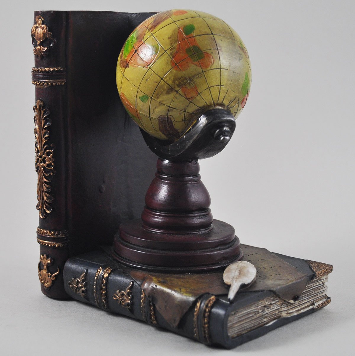 Globe & Telescope Bookend Set - Elegant Office & Study Decor for Book Lovers - Perfect Gift for Teachers, Students & Astronomy Enthusiasts