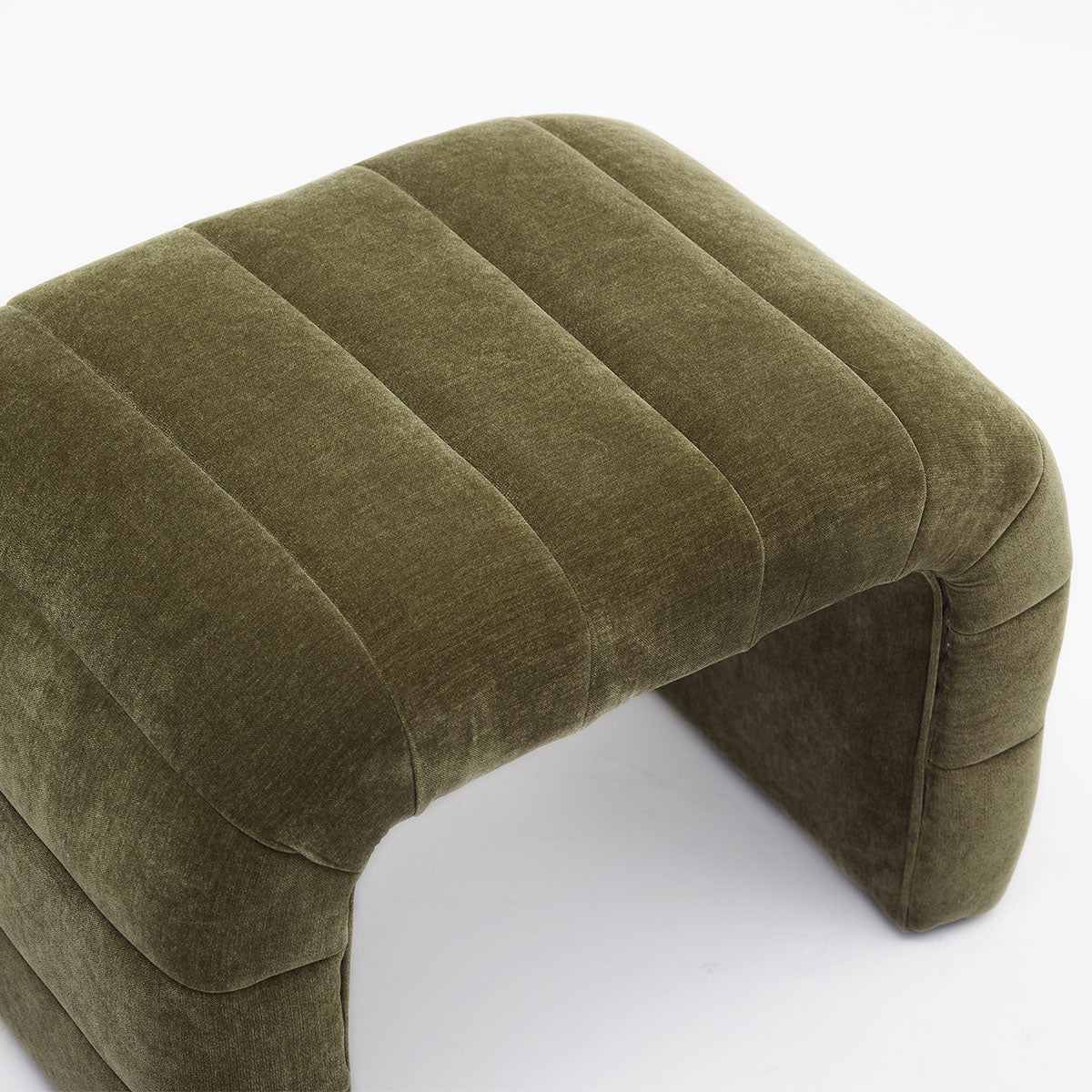 Blake Fabric Low Bench - Modern Upholstered Storage Ottoman for Living Room, Bedroom & Entryway - Soft Velvet Seat with Sturdy Wooden Legs - Perfect for Extra Seating & Stylish Home Decor