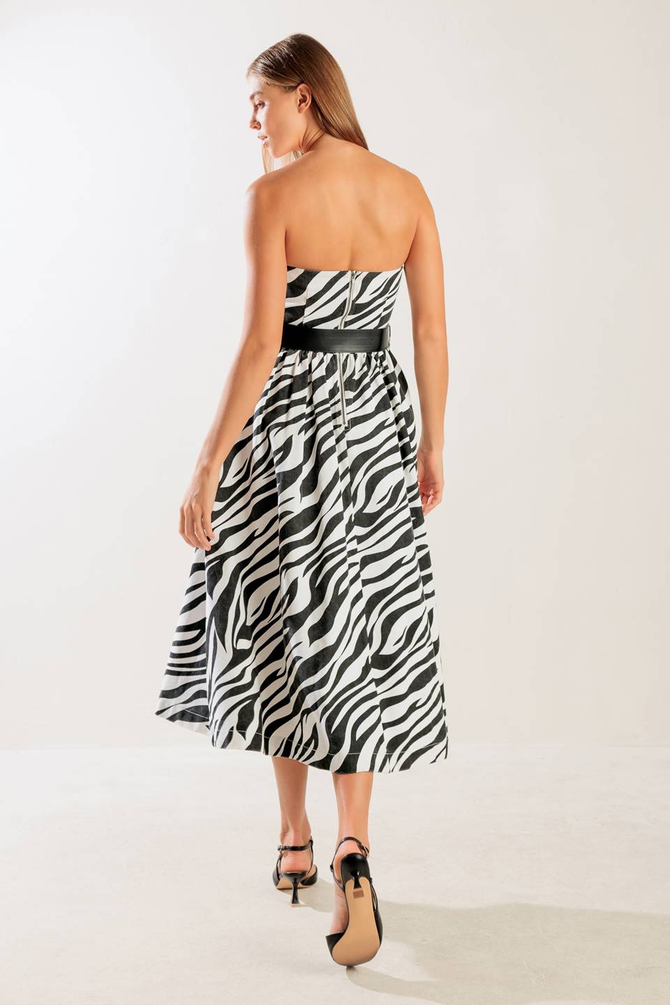 Stylish Zebra Print Midi Dress - Trendy Animal Print Fashion for Women | Perfect for Parties, Dates & Casual Outings