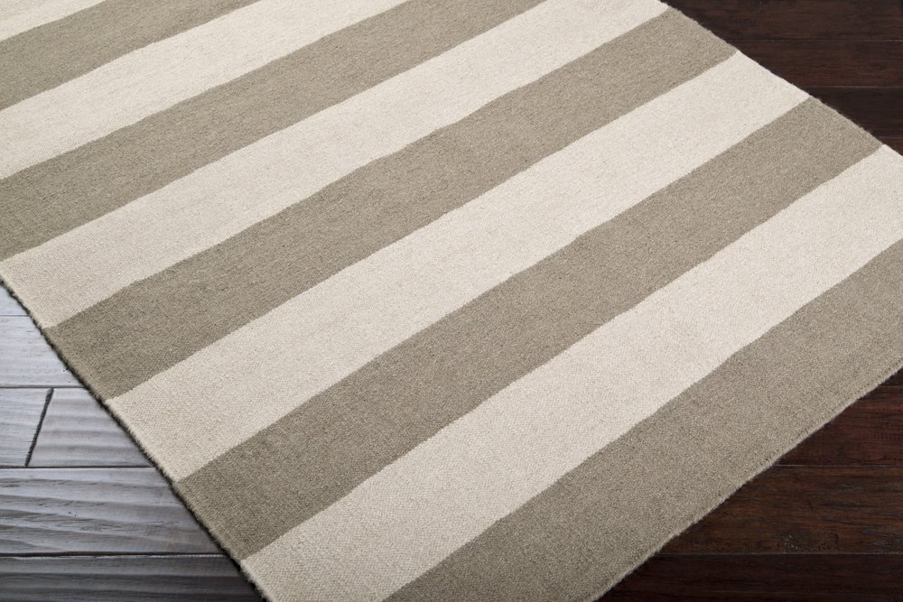 Bradley Soft Gray Area Rug 5' x 8' - Plush Living Room Carpet for Bedroom, Office & Home Decor