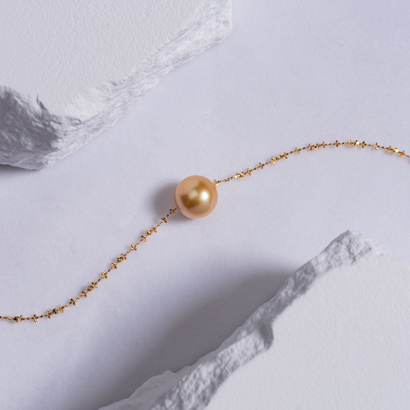 18K Gold South Sea Golden Pearl Necklace KN00126 - Elegant & Timeless Jewelry for Weddings, Parties & Special Occasions