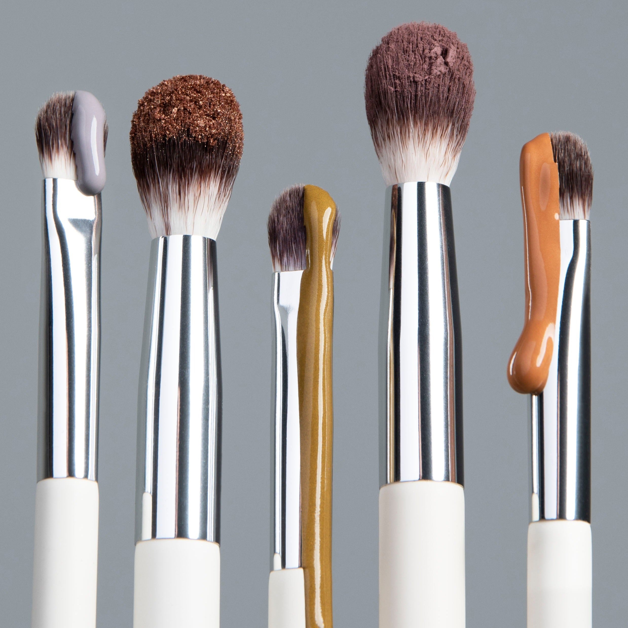 Premium Makeup Brush Set for Flawless Complexion - Soft Bristle Foundation & Powder Brush for Seamless Blending - Perfect for Daily Makeup & Professional Use