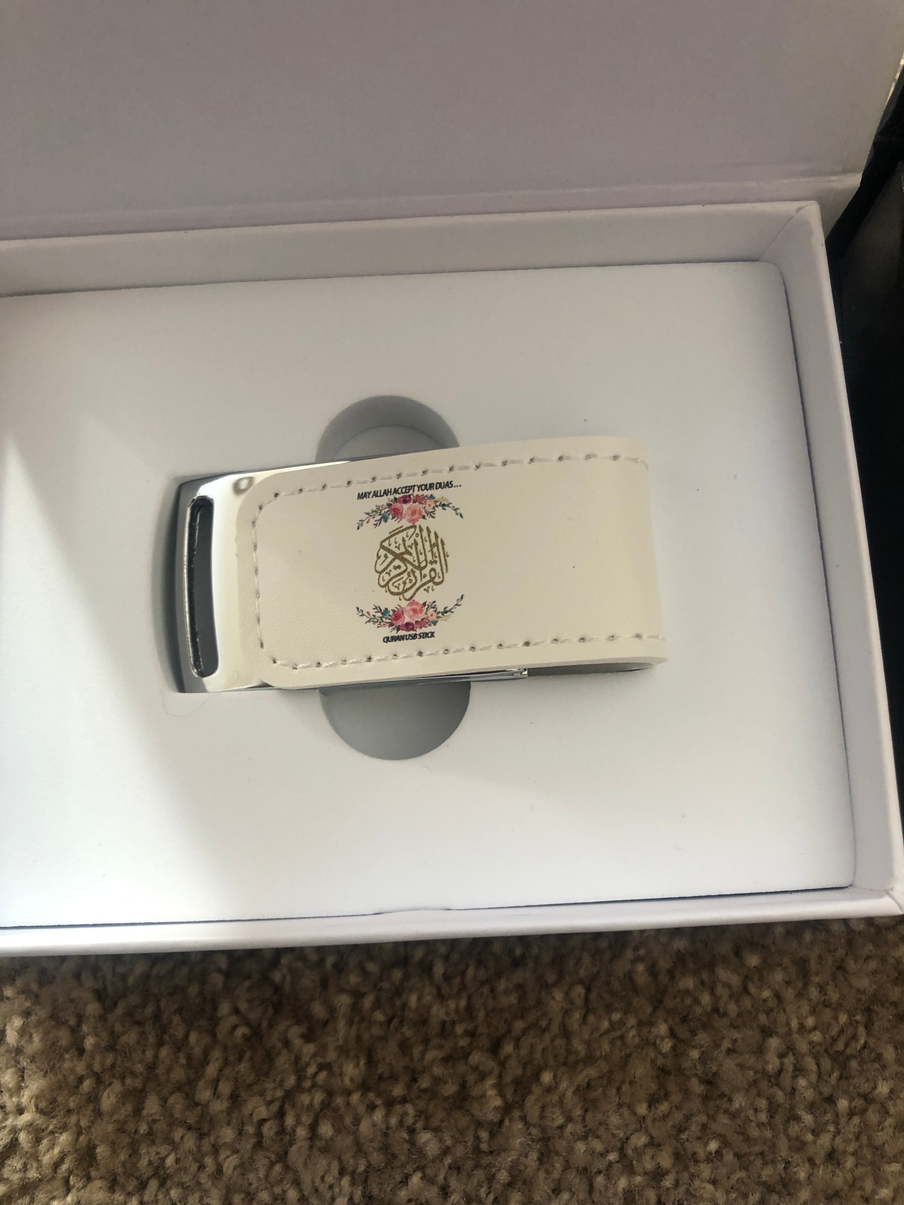 64GB USB Flash Drive with Full Quran in Arabic, English & Urdu - Perfect Gift for Ramadan, Hajj & Islamic Studies