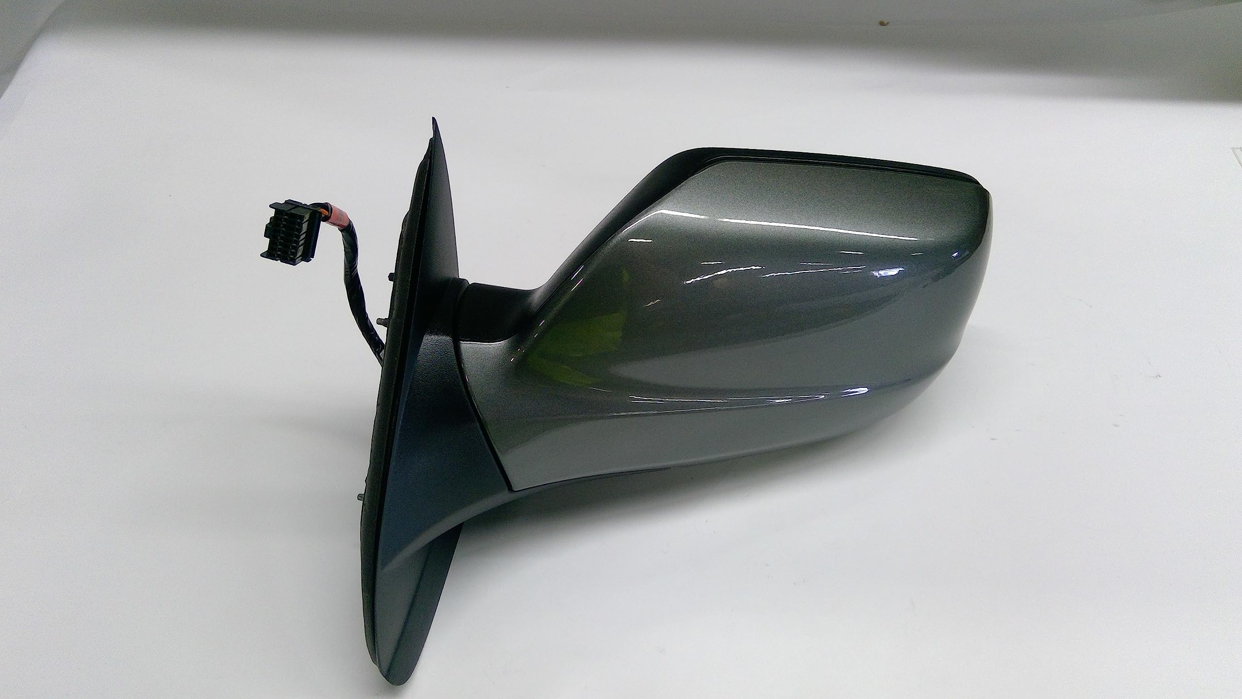 Genuine Chrysler 1EL551DMAE Outside Mirror Replacement - Left/Right Side View Power Heated Glass for Ram 1500 2500 3500 (2013-2022) - Perfect for Winter Driving & Enhanced Visibility
