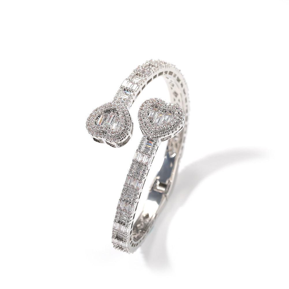 Geometric Diamond Love Spring Buckle Bracelet for Women - Elegant Fashion Jewelry Gift for Valentine's Day, Anniversary & Special Occasions