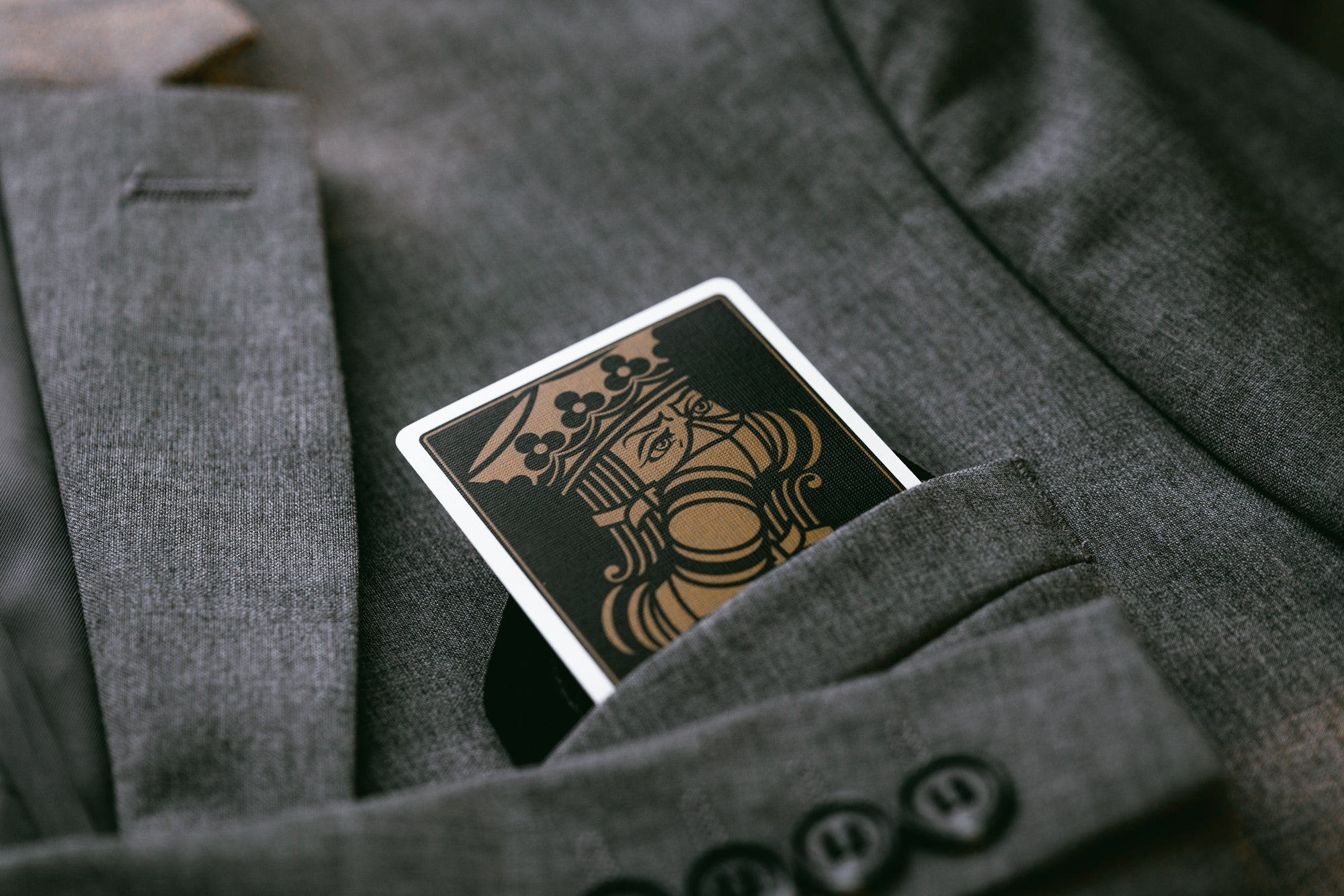Premium Gilded Edition Luxury Playing Cards - Table Players Vol. 06 | Elegant Casino Style, Poker Night, Cardistry & Magic Tricks | Perfect for Game Nights, Gifts & Collectors