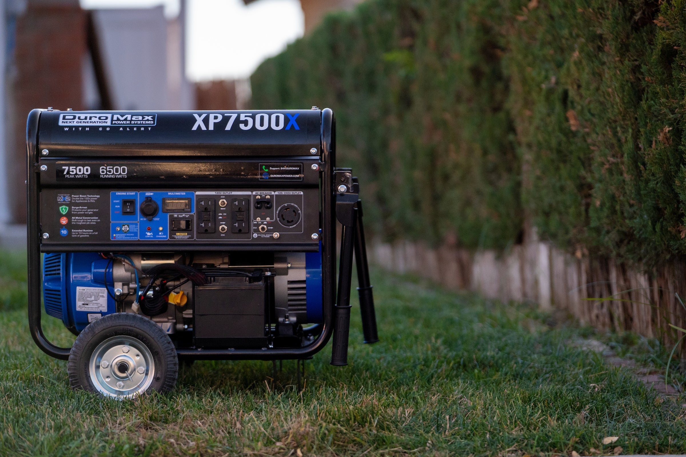 7,500 Watt Portable Gasoline Generator with CO Alert - Reliable Backup Power for Home, Camping & Outdoor Emergencies