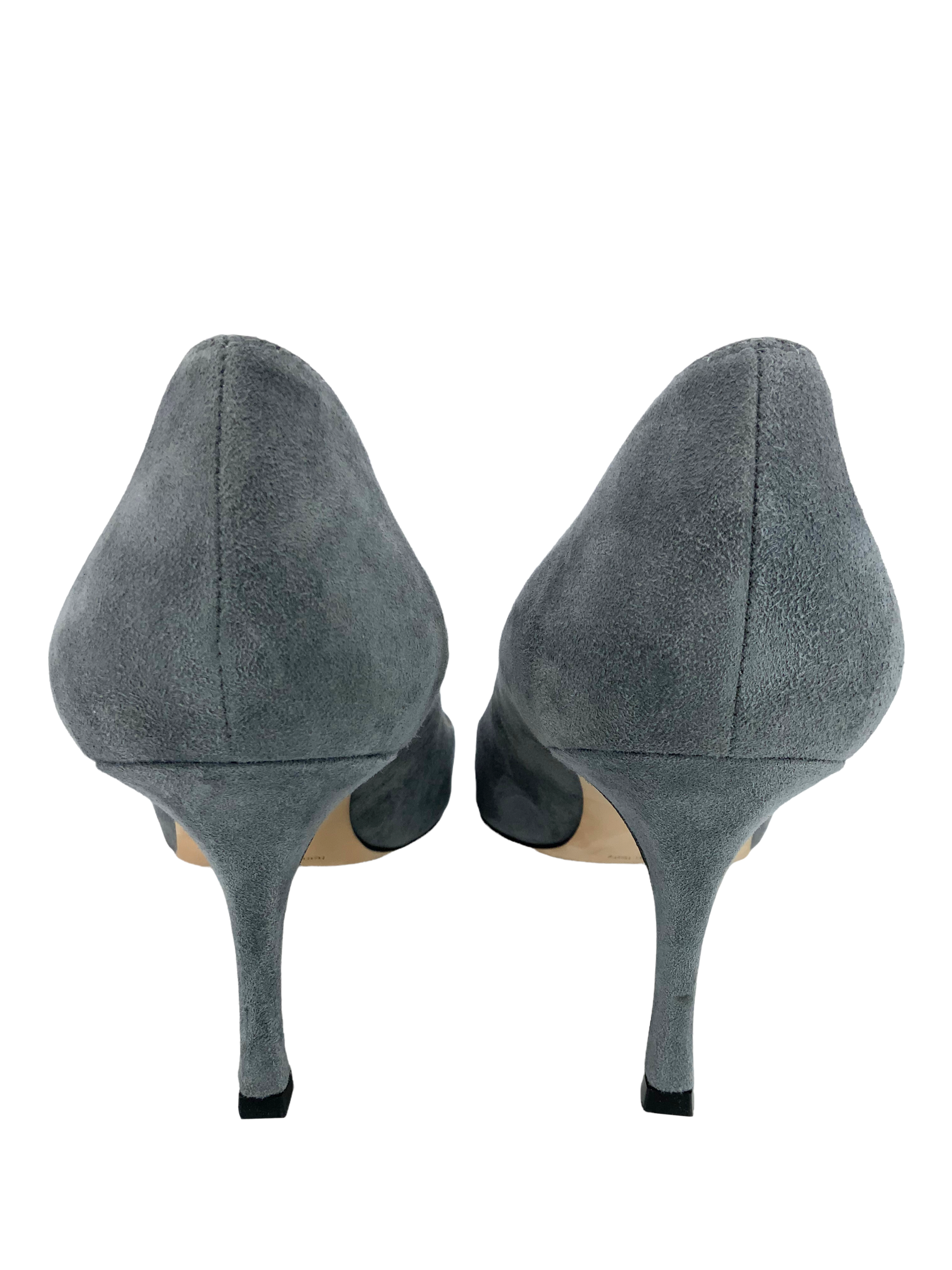 Manolo Blahnik BB 70mm Suede Pumps Women's Shoes Size 8.5 - Elegant Heels for Weddings, Parties & Office Wear