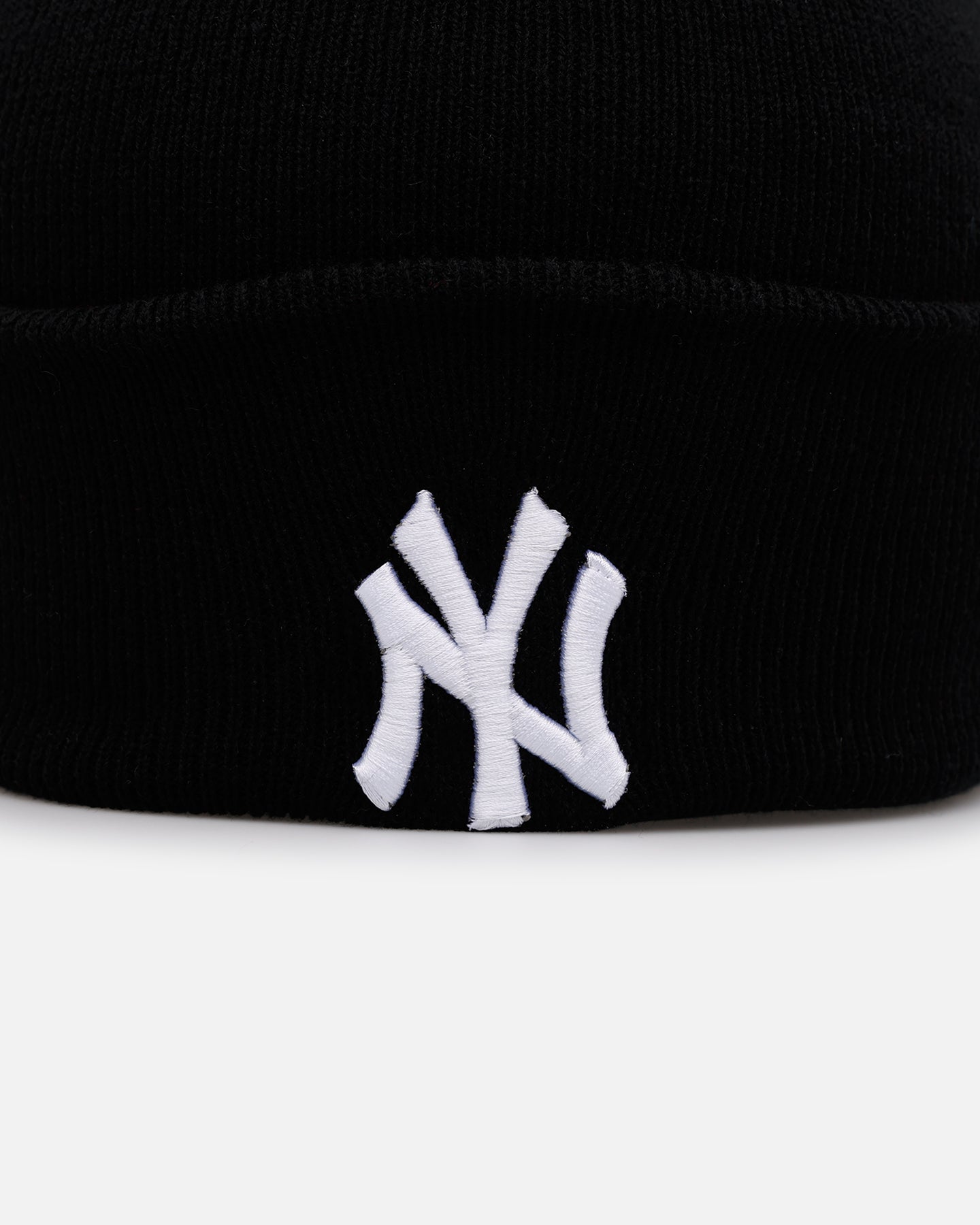 47 Brand New York Yankees Haymaker Cuff Knit Beanie - Black/White Winter Hat for Men & Women - Perfect for Baseball Games, Cold Weather & Street Style Fashion