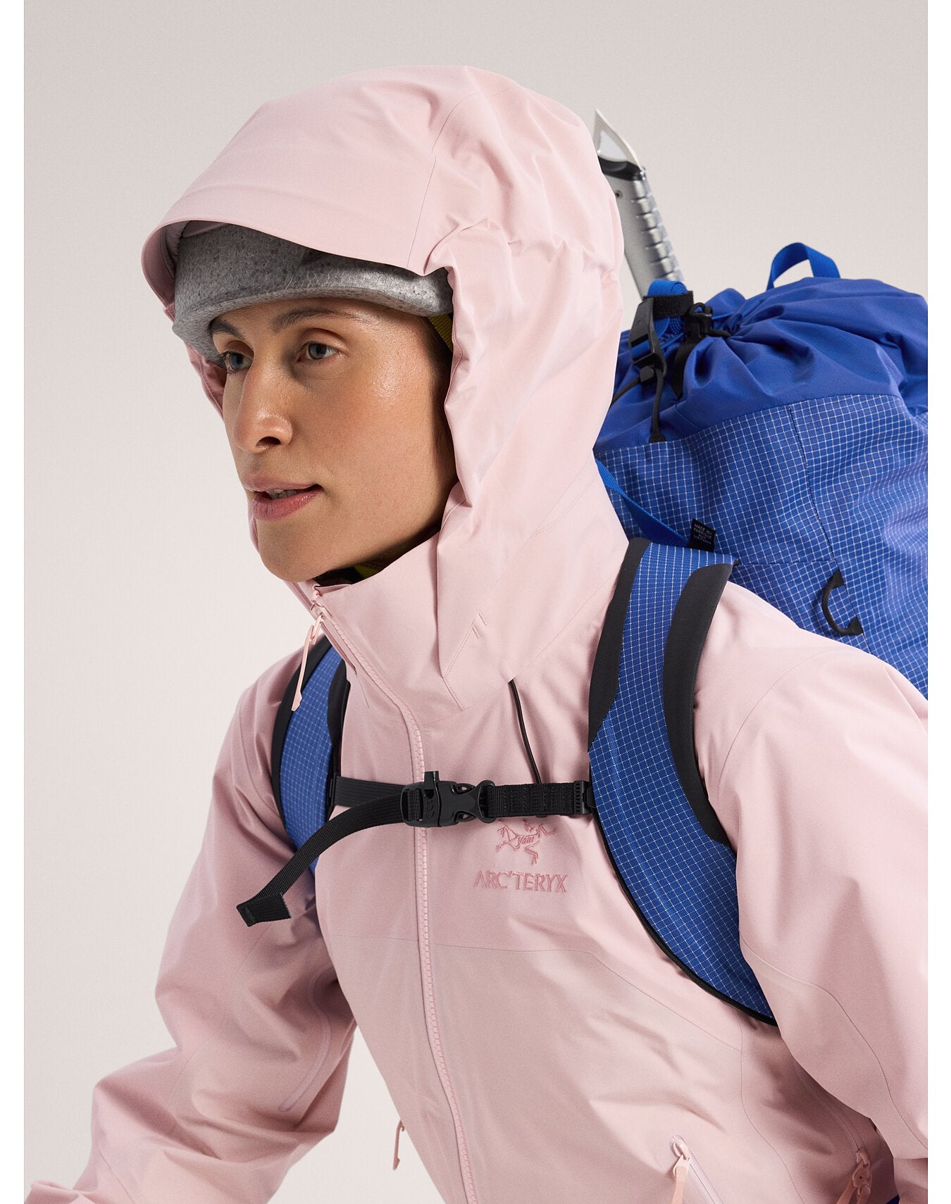Women's Beta AR Jacket - Lightweight Waterproof Hiking Shell for Outdoor Adventures | Perfect for Trail Running, Camping & Mountain Climbing