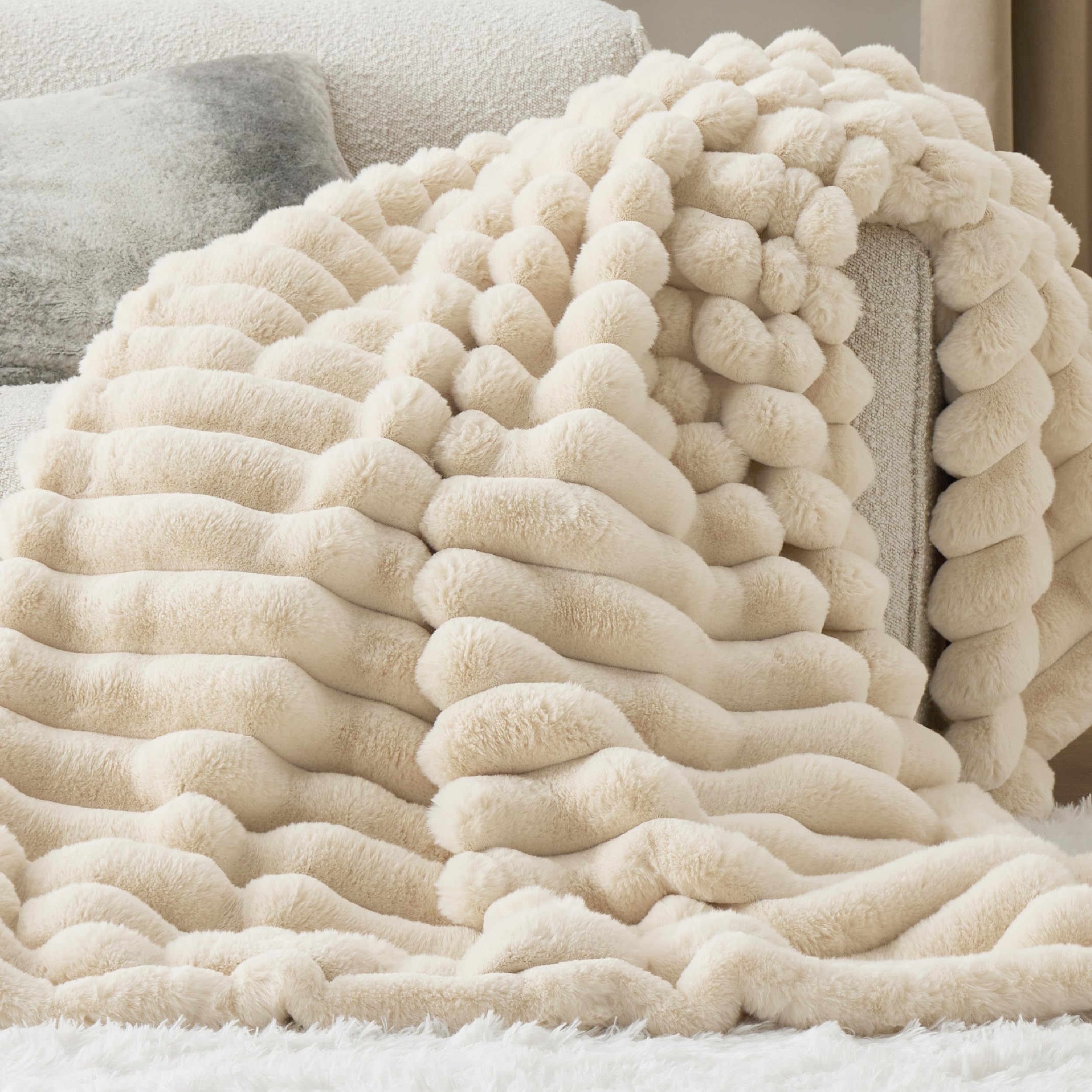 Bedsure Faux Fur Blanket - Ultra Soft & Fluffy Beige Plush Throw Blanket for Couch, Sofa, Bed - Warm Cozy Blanket for Winter, Christmas Gift for Women - 50x70 Inches - Perfect for Snuggling, Movie Nights & Home Decor