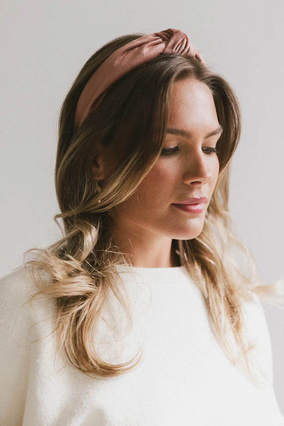 Blush Pink Knot Headband for Women - Stylish Hair Accessory for Workouts, Yoga, and Everyday Wear