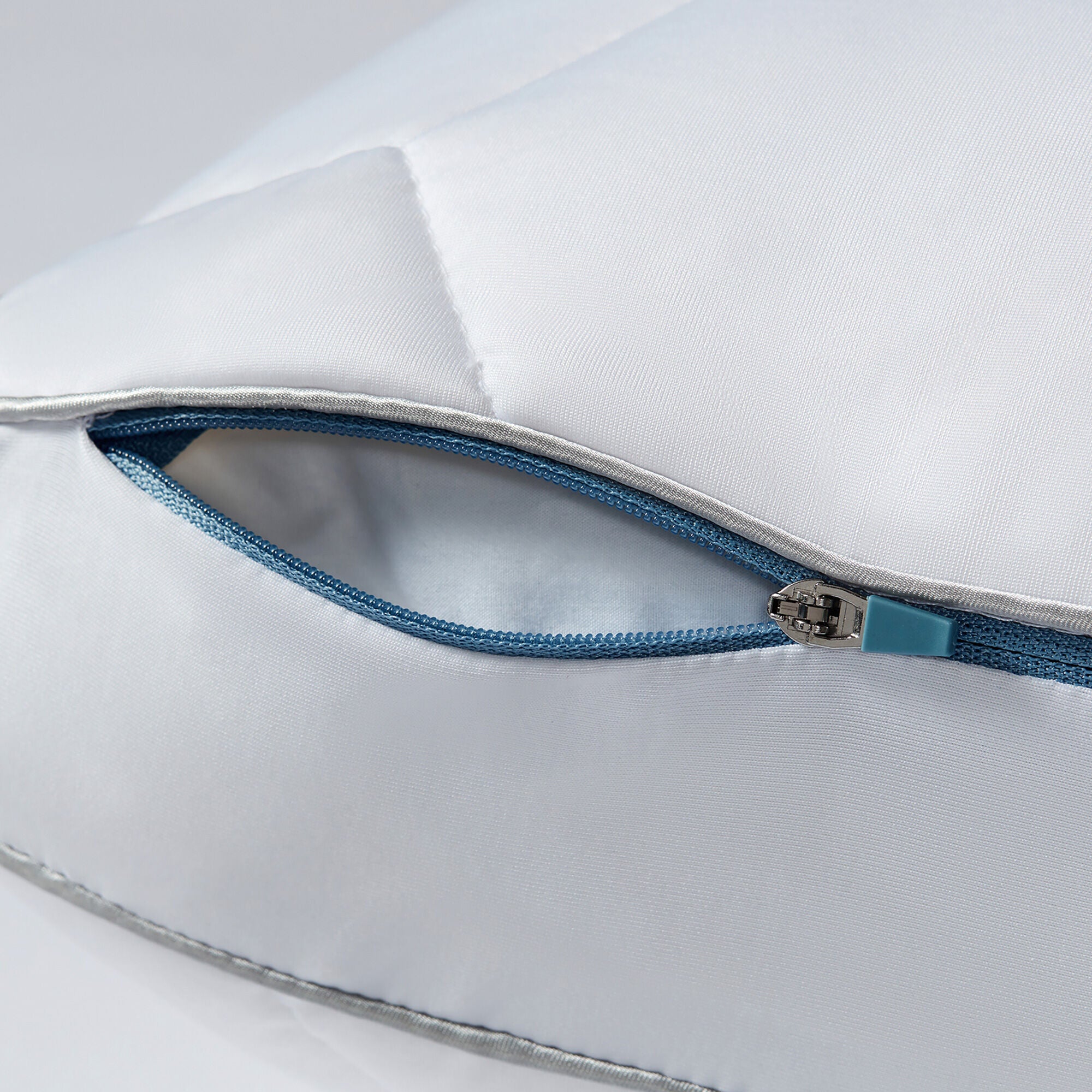 SHEEX Aero Fit Side Sleeper Pillow - Cooling Memory Foam Pillow for Neck Pain Relief - Perfect for Hot Sleepers & Back Support - Ideal for Side Sleepers, Travel & Home Use