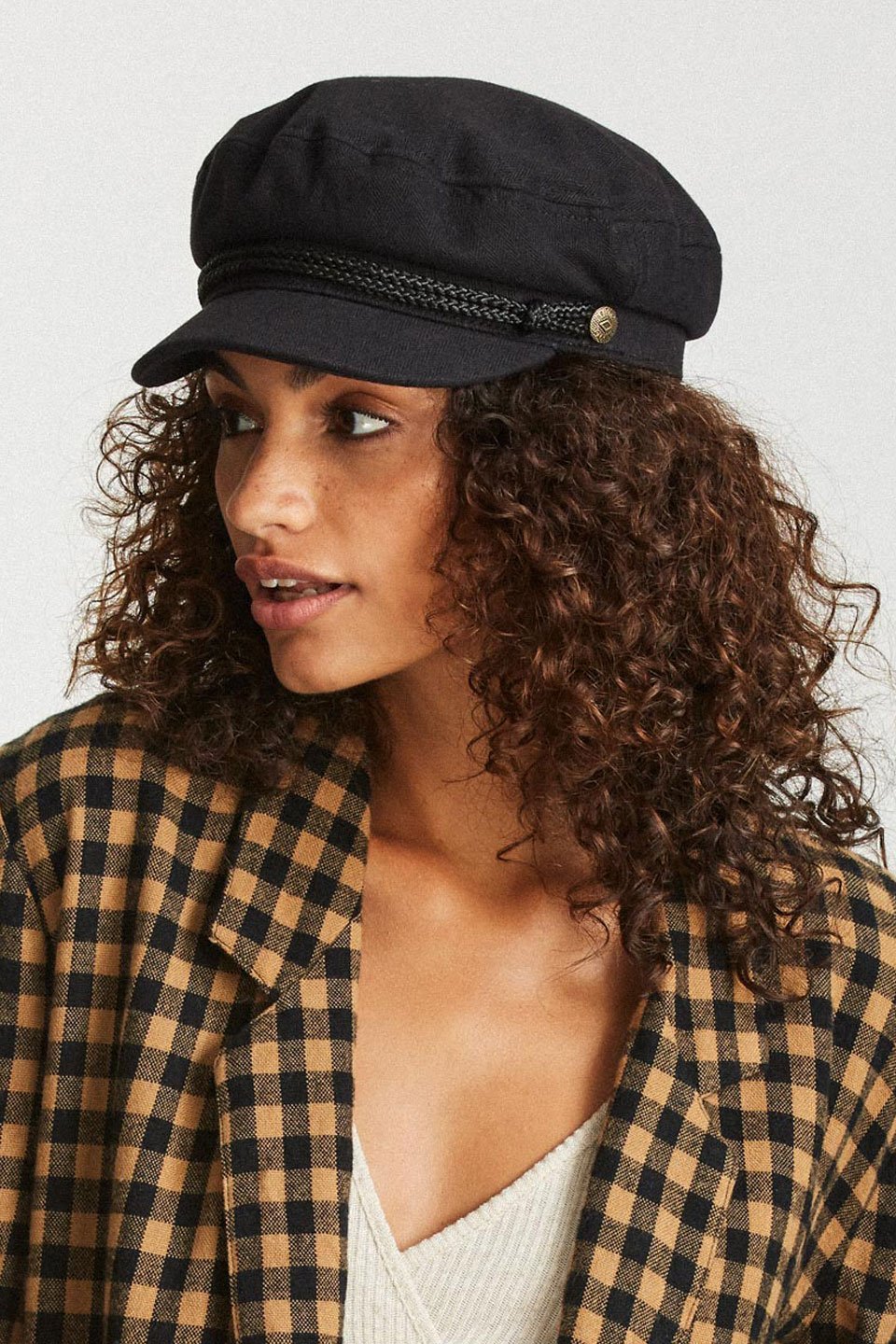 Fiddler Black Cap - Stylish & Comfortable Adjustable Baseball Hat for Men & Women - Perfect for Outdoor Activities, Sports, and Casual Wear