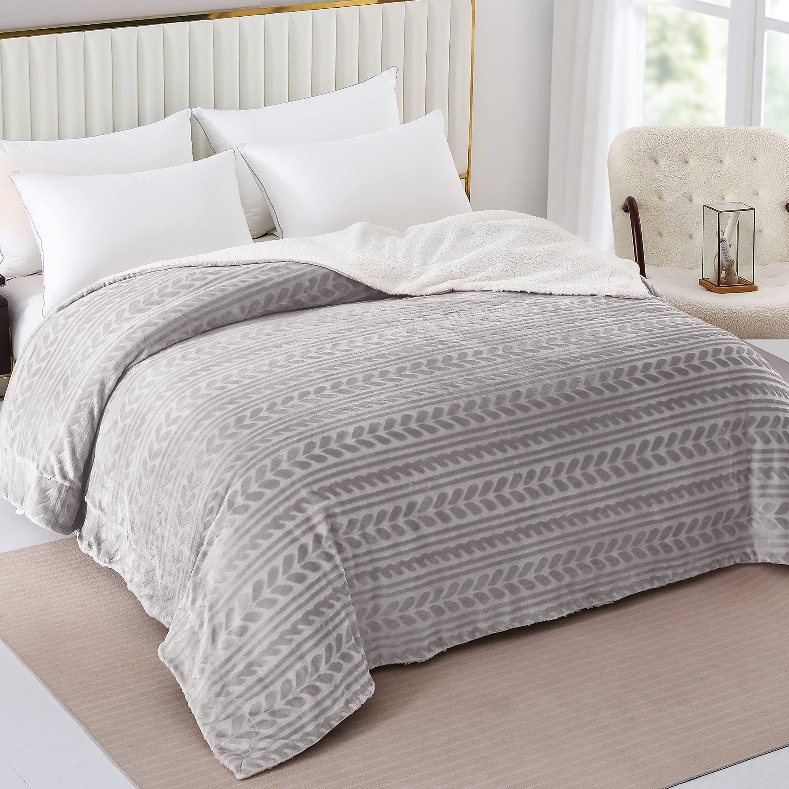 Premium Queen Size Sherpa Fleece & Reversible Velvet Blanket - Ultra Soft, Warm Winter Bedding for Bed, Couch & Sofa (90x90 Inches, Light Grey) - Perfect for Cozy Nights, Movie Time & Guest Rooms