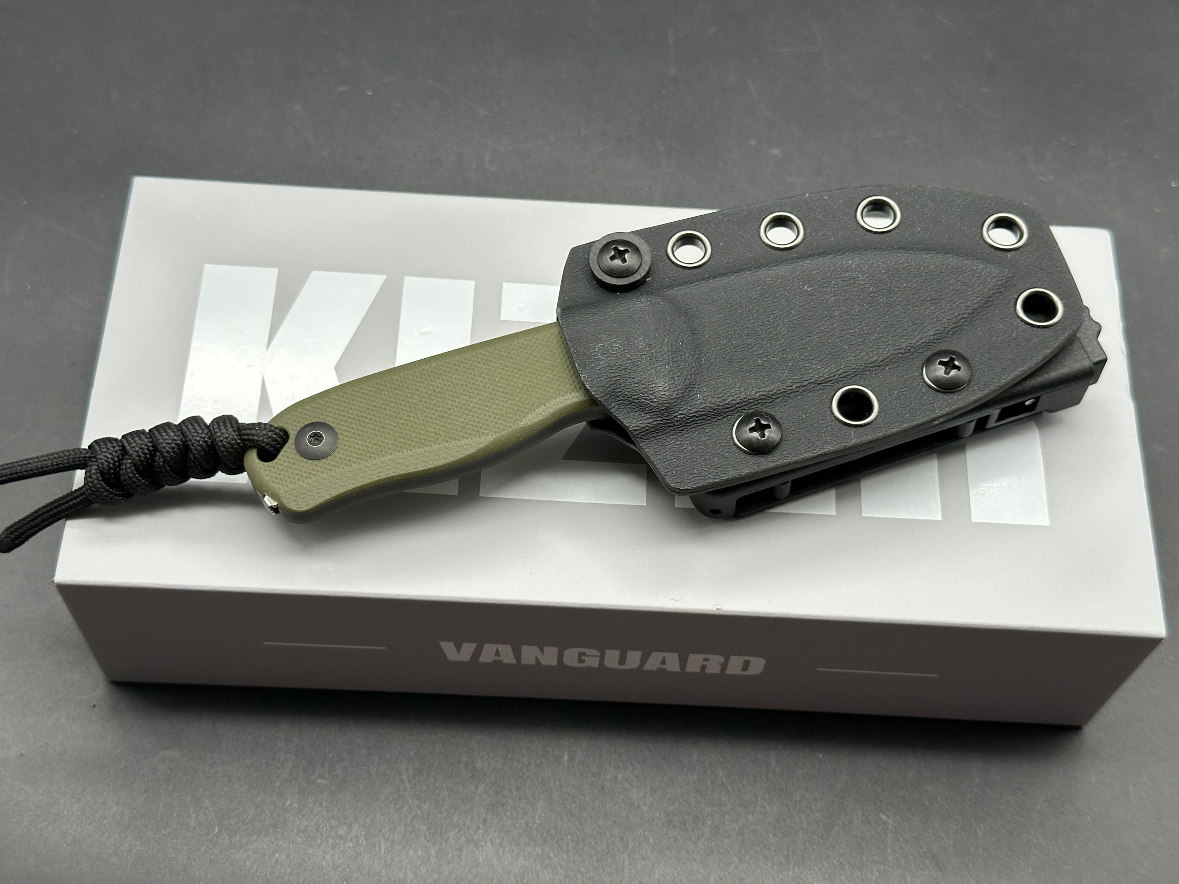 KIZER DROP BEAR Fixed Blade Knife - 3.5