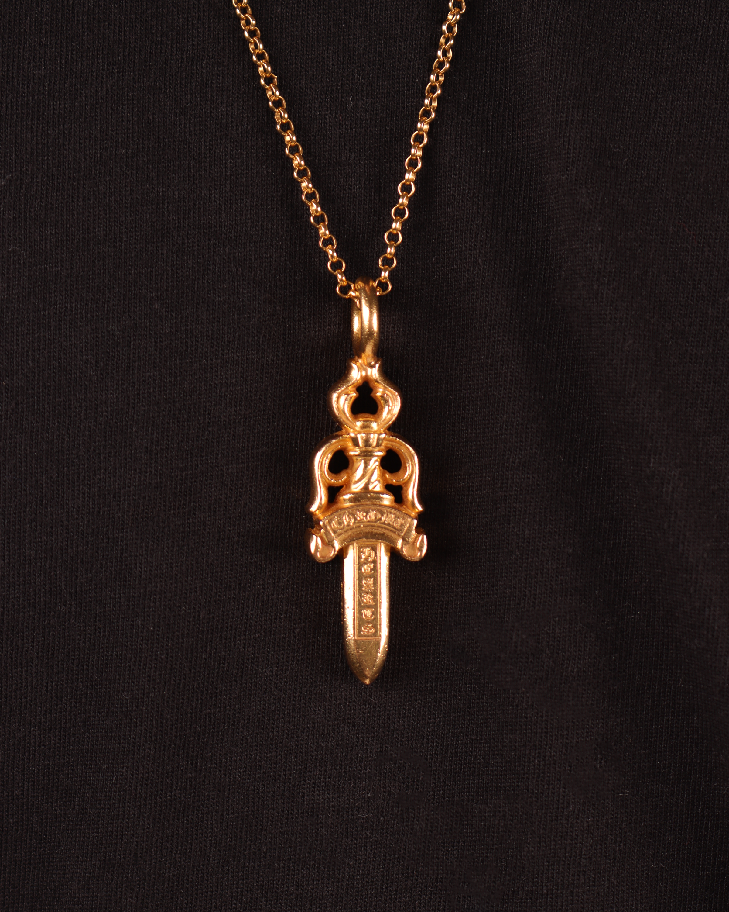 22k Gold Dagger Pendant Necklace for Men - Elegant Gothic Jewelry for Punk Style, Gift for Him - Perfect for Parties, Concerts & Edgy Fashion