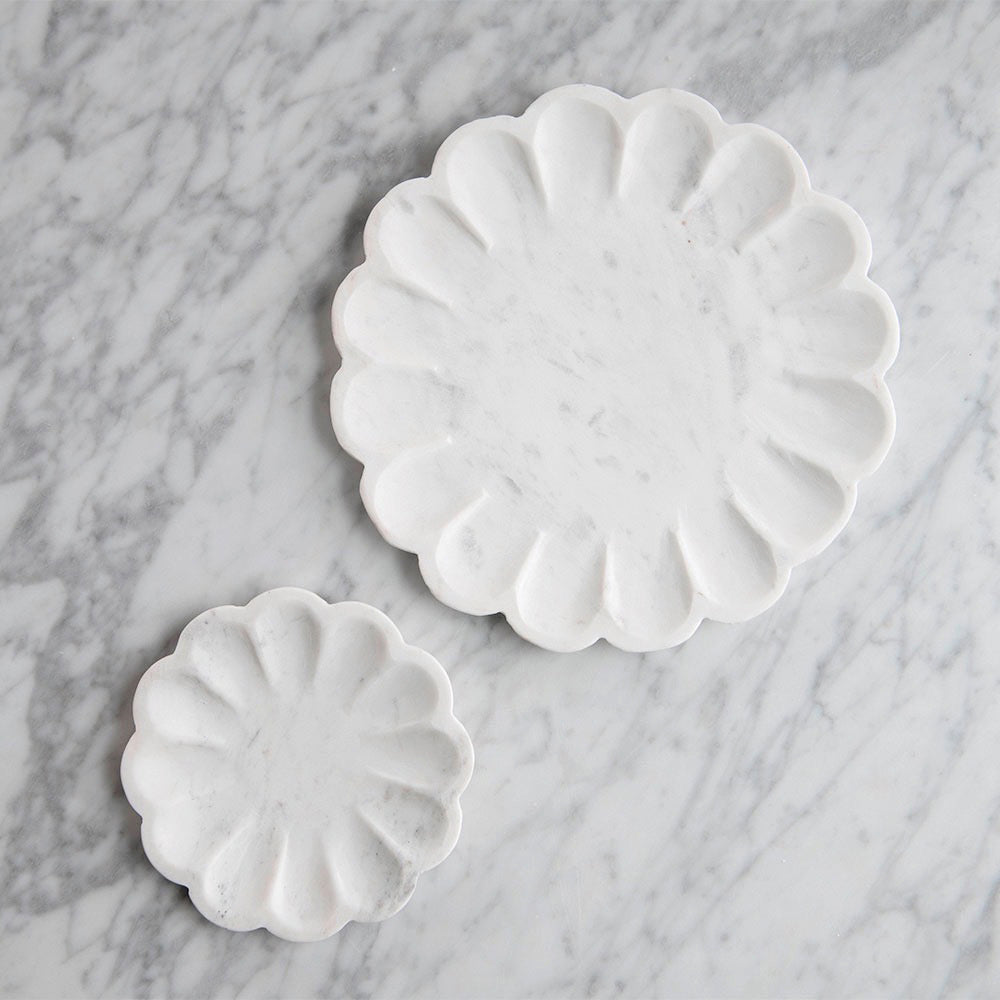 Elegant Scalloped Marble Serving Tray - Decorative Home Decor for Dining, Bathroom & Vanity Organization | Perfect for Jewelry Display, Soap Holder & Coffee Table Centerpiece