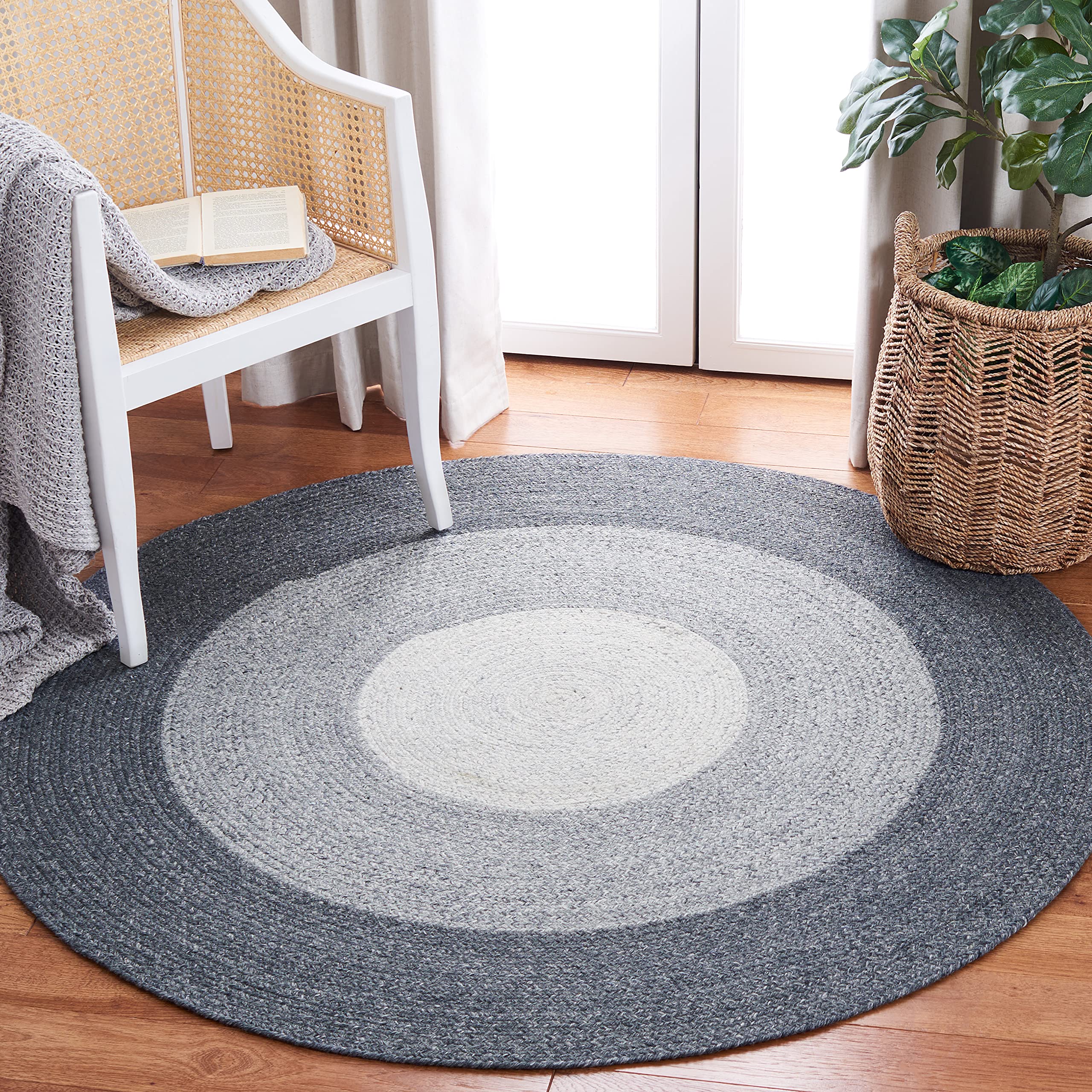 SAFAVIEH Braided Collection 3' Round Grey BRD802F Handmade Country Cottage Reversible Area Rug - Soft Boho Chic Floor Mat for Living Room, Bedroom & Nursery Decor