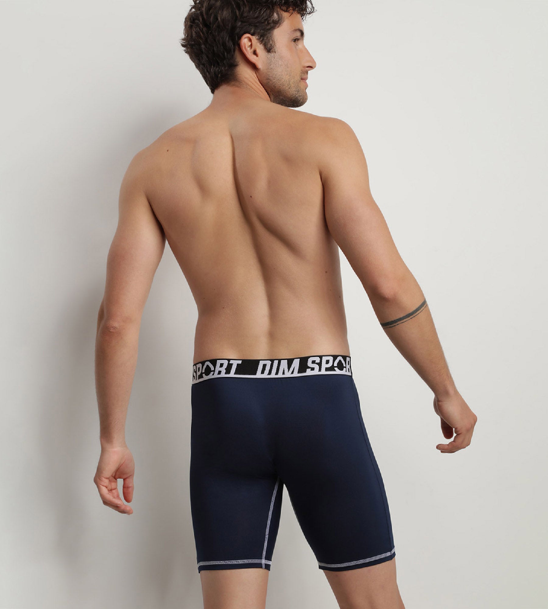 2 Pack Men's Thermal Regulating Long Boxer Briefs - Microfiber Underwear in Grey & Black for Sports & Active Wear - Ideal for Running, Gym & Cold Weather Comfort