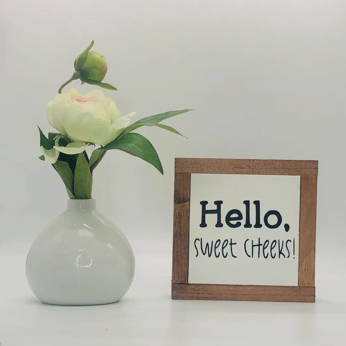 Hello Sweet Cheeks Sign - Funny Bathroom Wall Decor for Home & Office - Cute Restroom Sign for Bathroom Door - Perfect for Farmhouse, Coffee Shop or Restaurant Decor